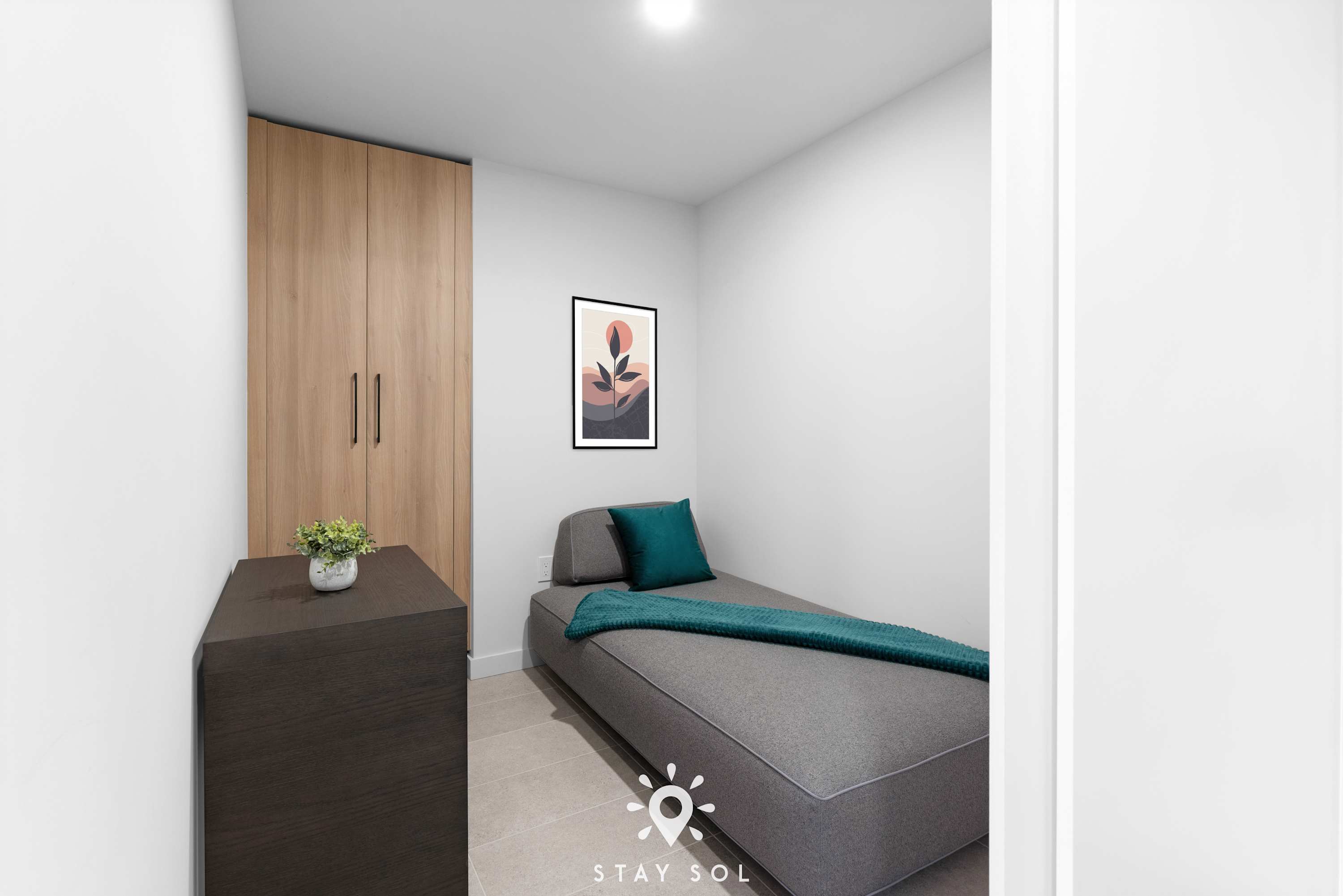 Beautiful Downtown Retreat | 2BR - 2BA