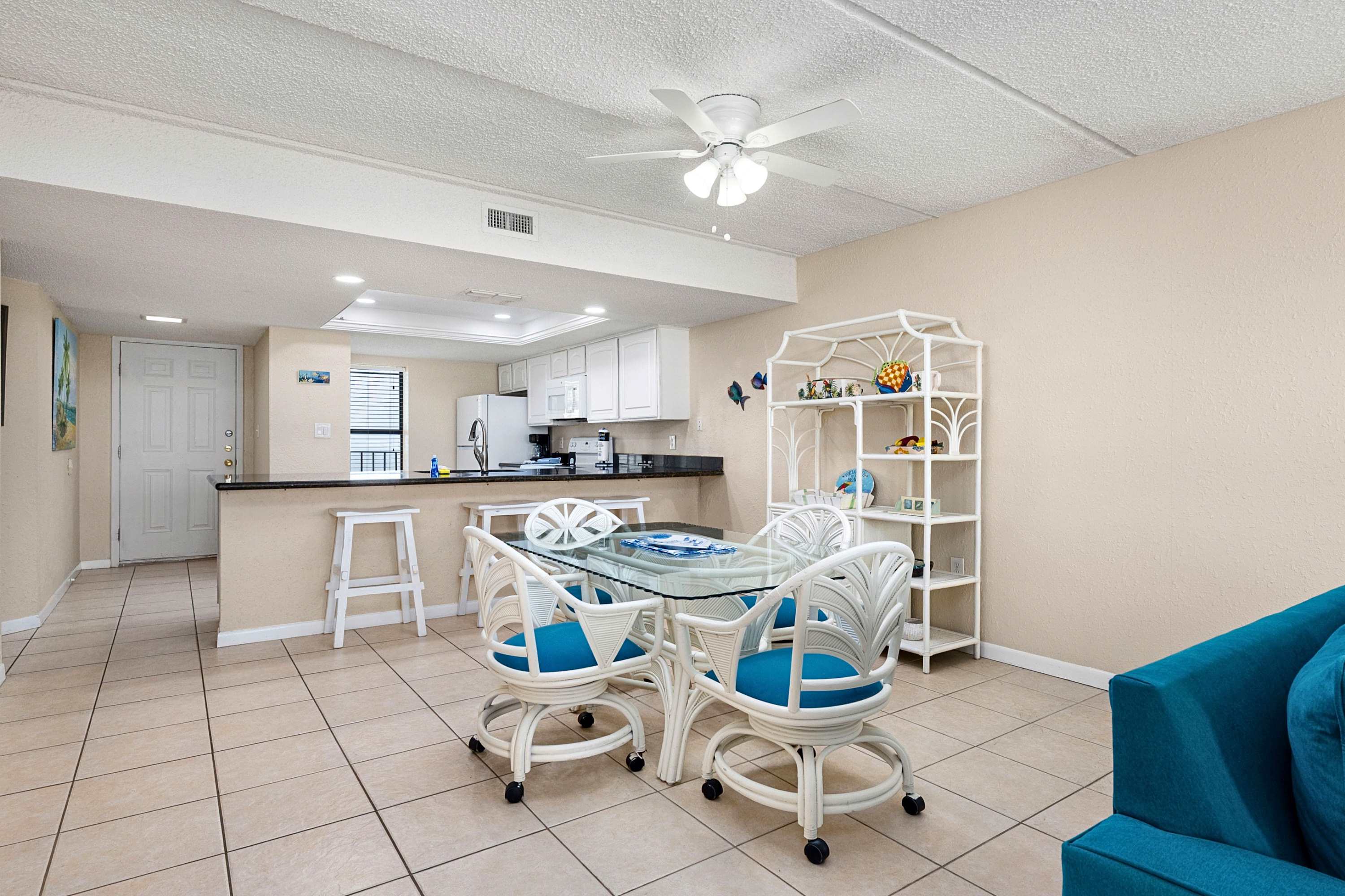 Wake Up to Ocean Views Beachfront Balcony Pool 7