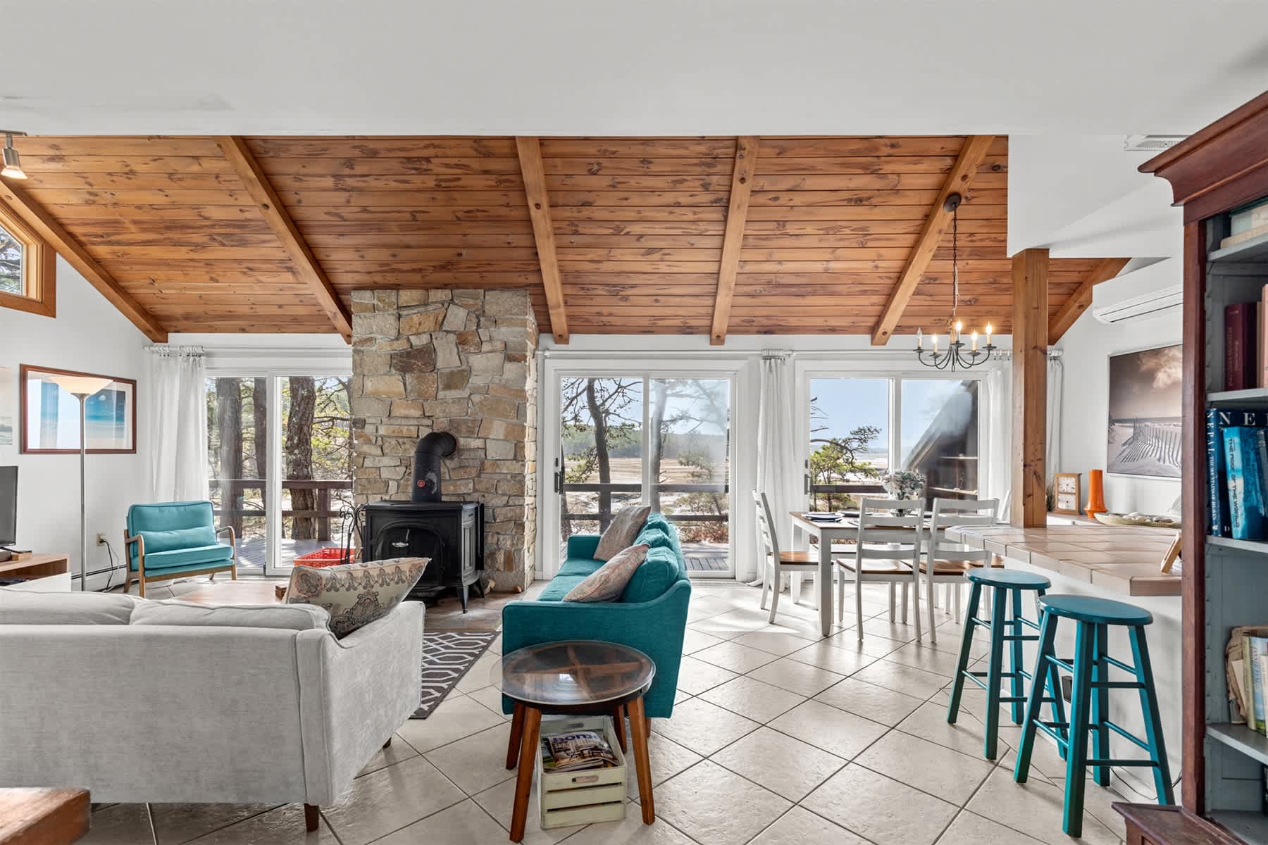 New 2026 Private 4BD Retreat With Surrounding Water Views 7