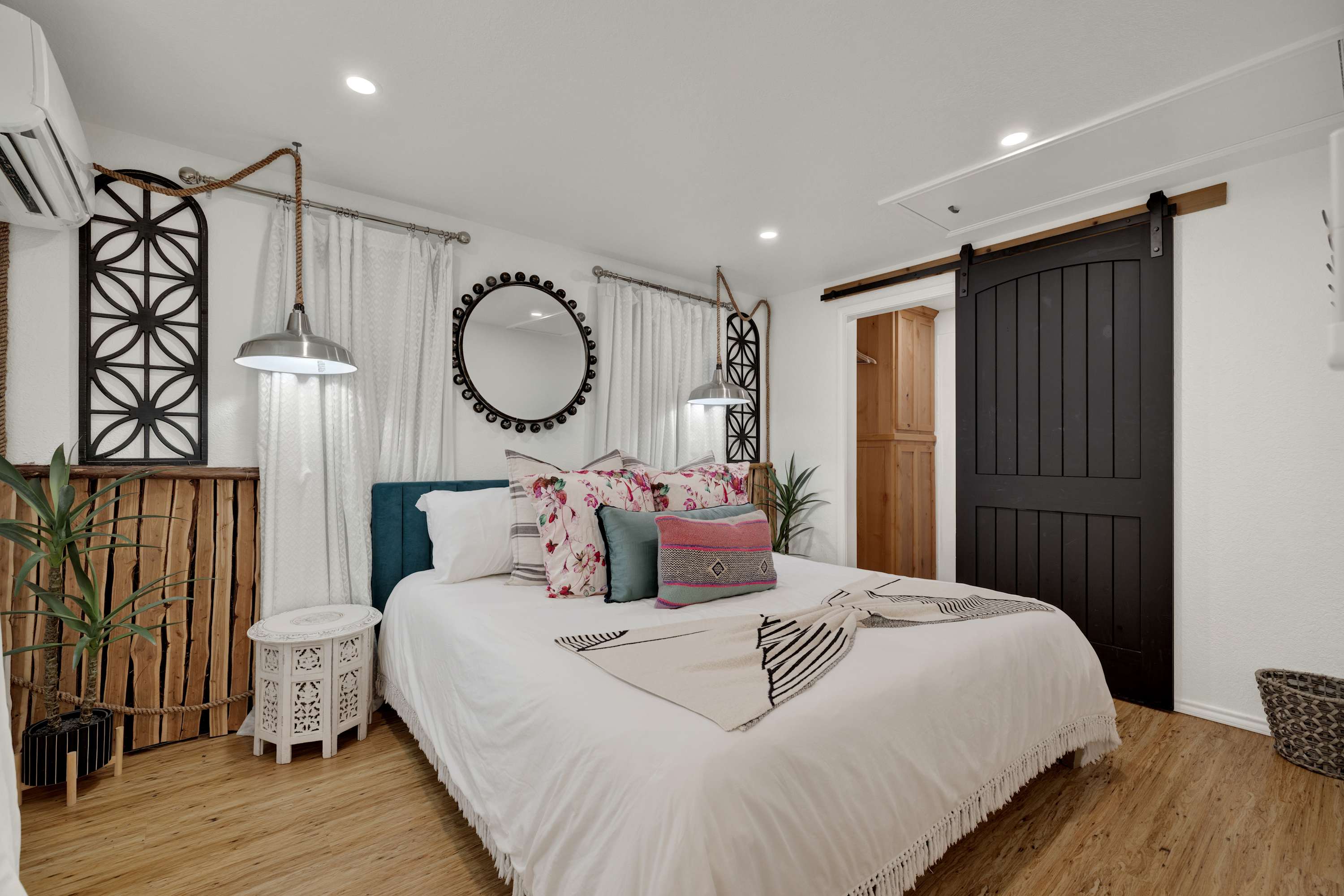 Poplar Place Soho - Cozy Cottage With Hot Tub - フレデリックスバーグ, TX