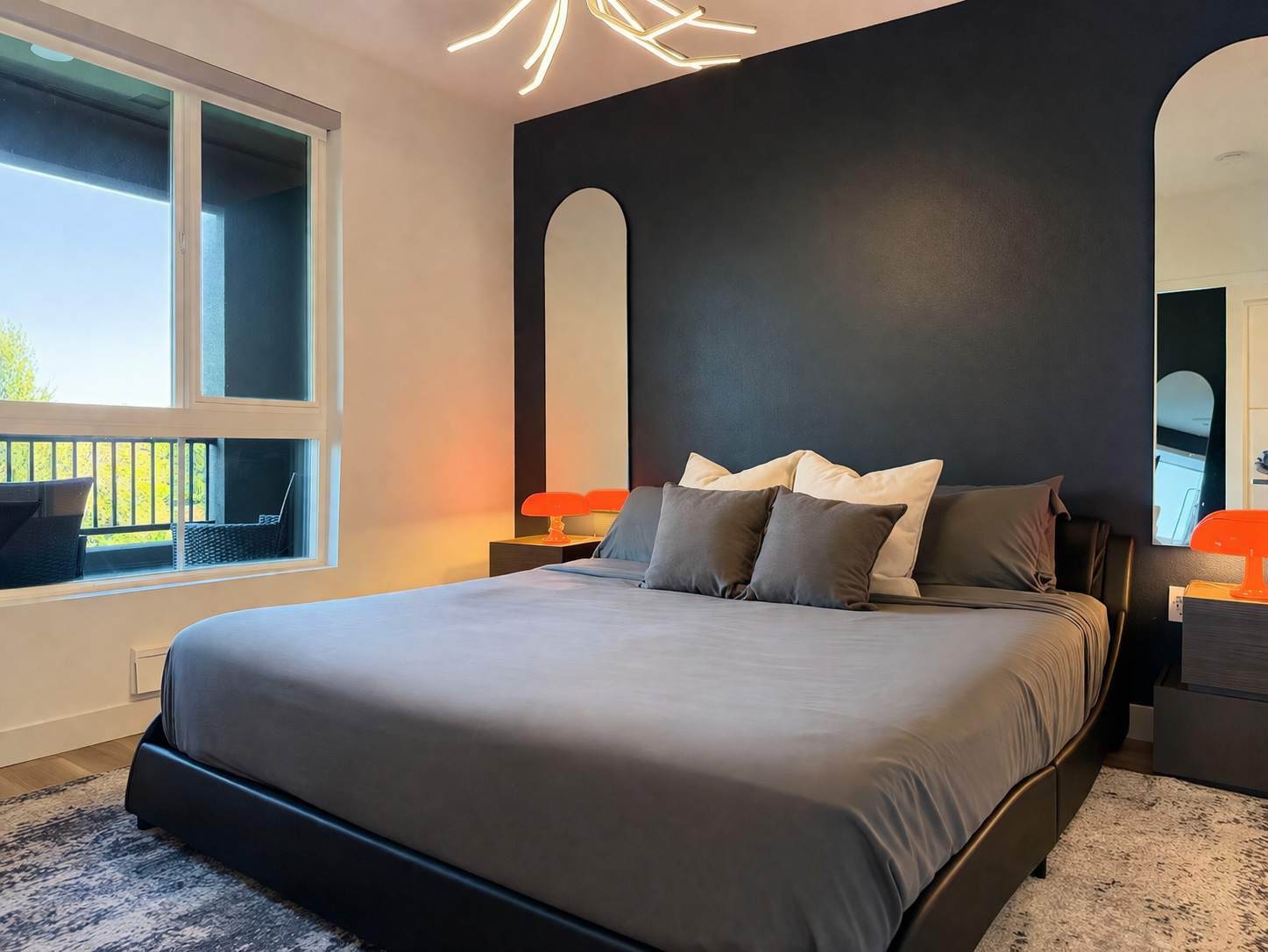 Stylish Stay 10 Min to Disneyland with Pool & GYM