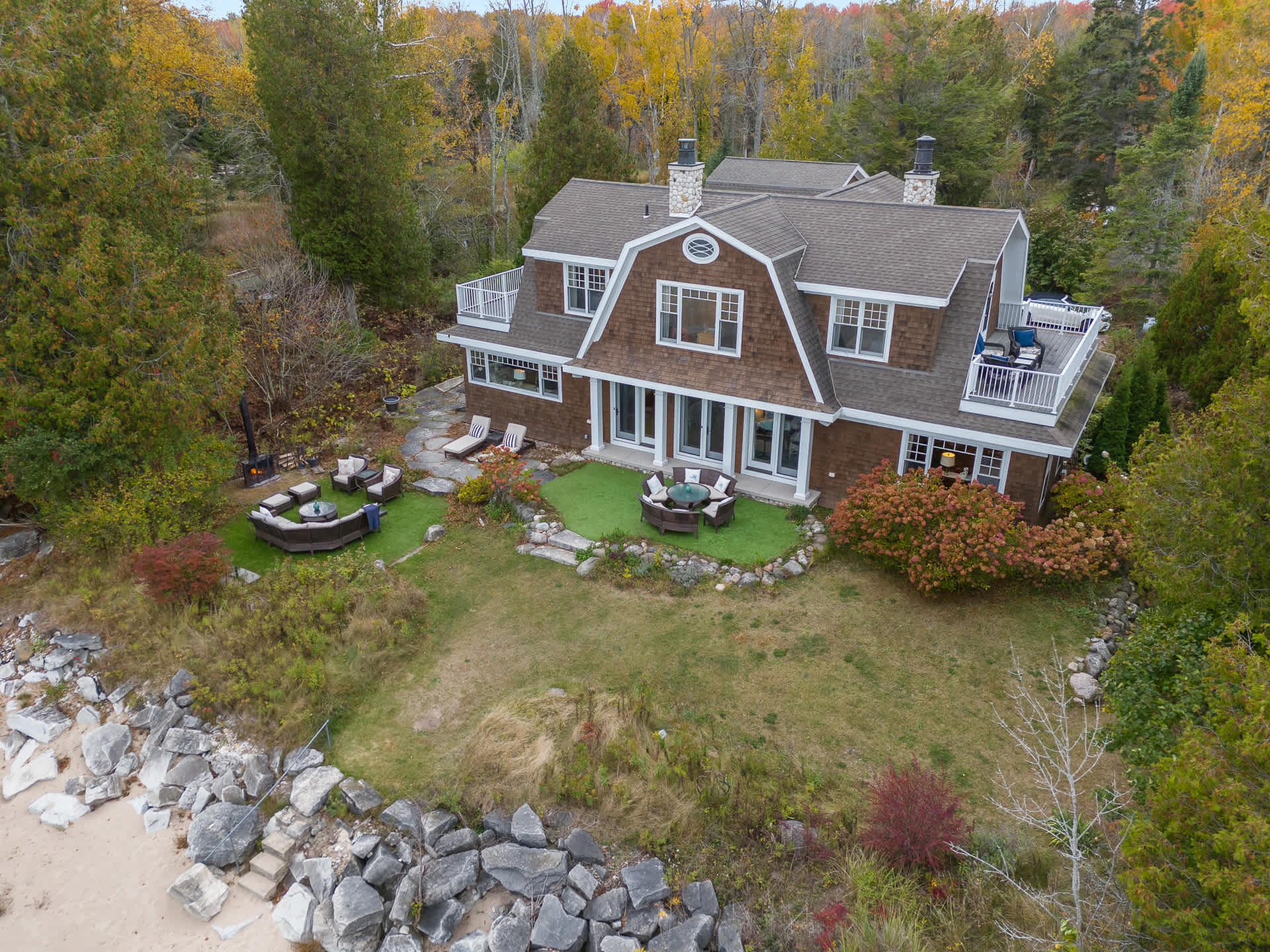 Goettelman's Lake House 2