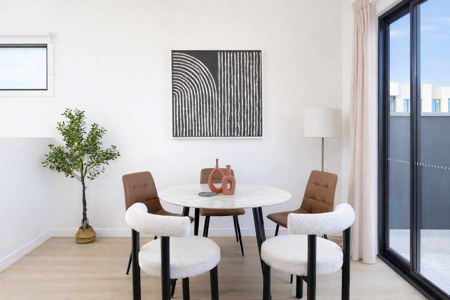 Sunny Modern Townhouse in Yarraville