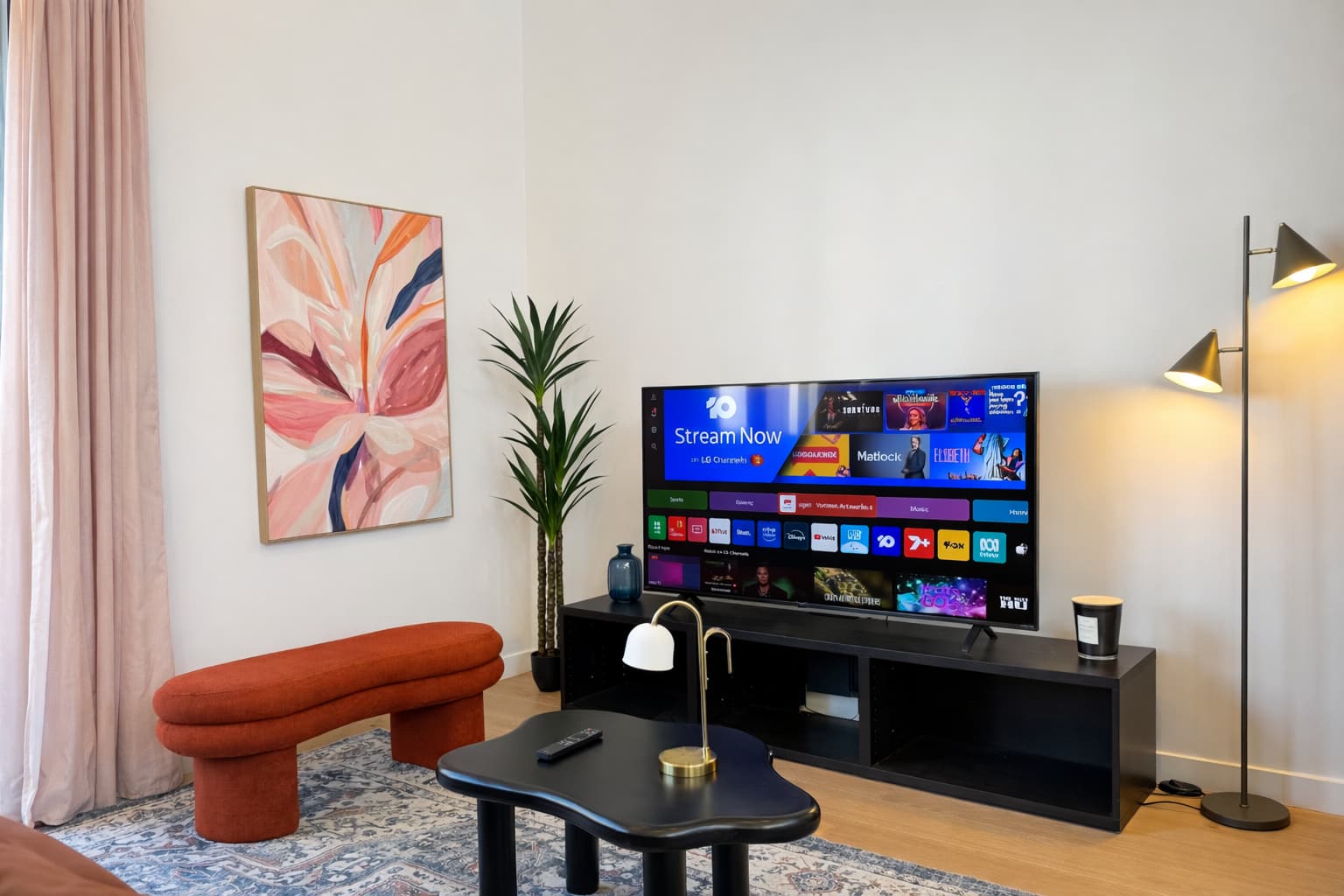 Sunny Modern Townhouse in Yarraville