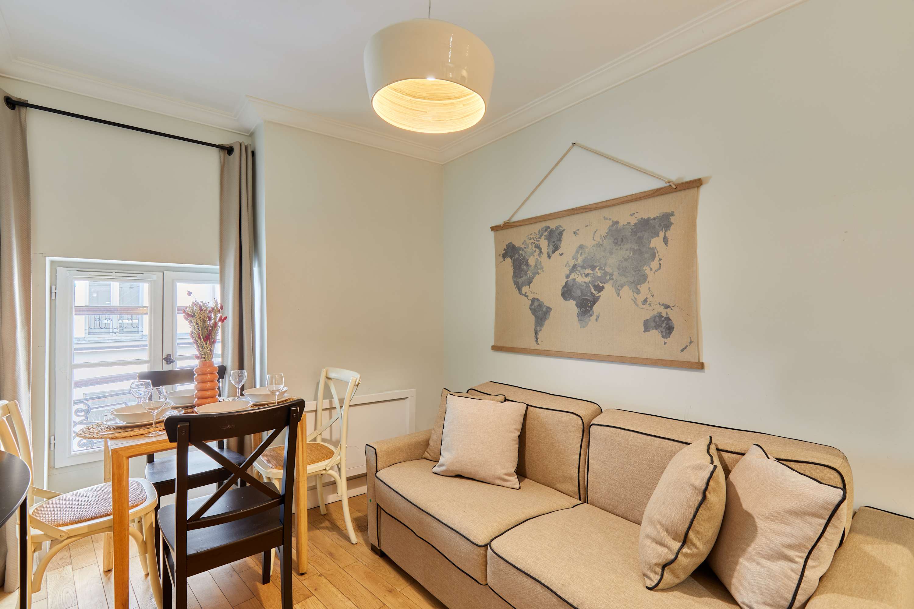 Charming apartment with AC Center of Paris — Paris, Île-de-France — vacation rental