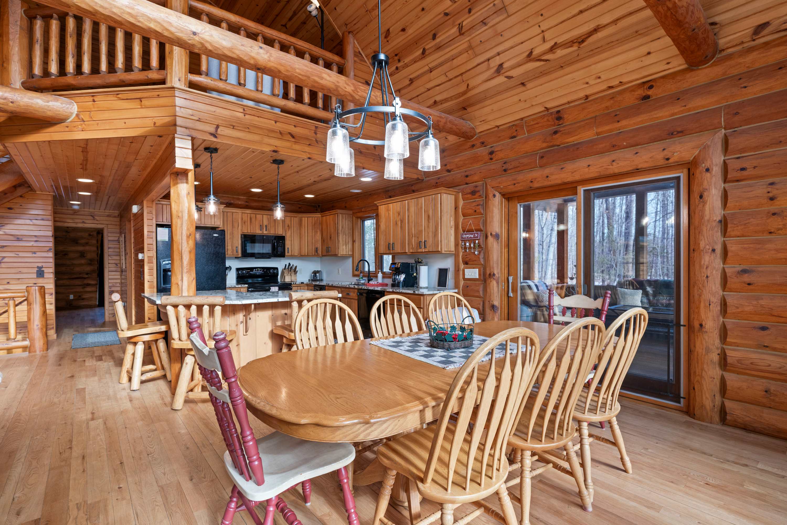 The Log Home of Fish Creek 8