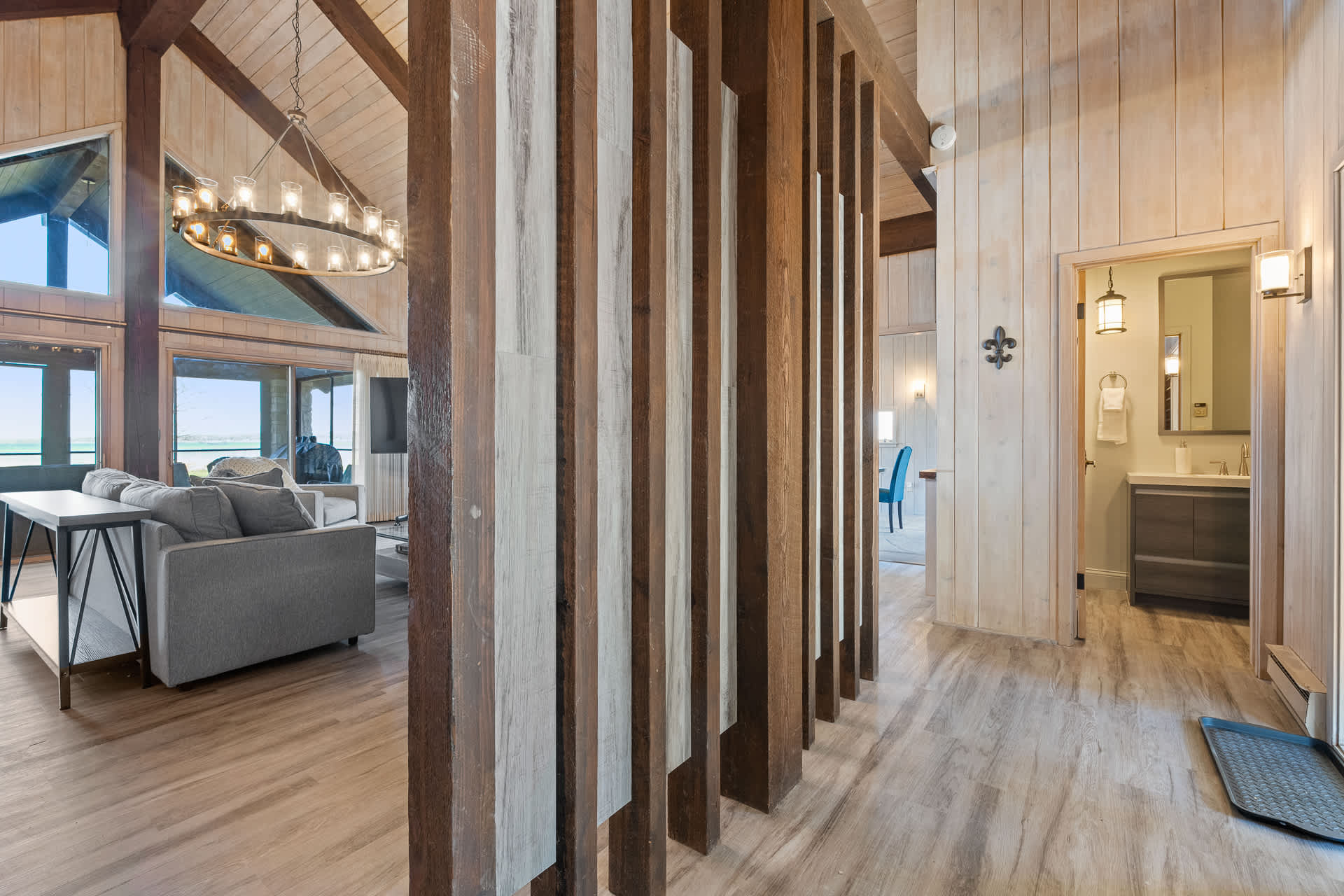 Baileys Harbor Lakefront Abode 9