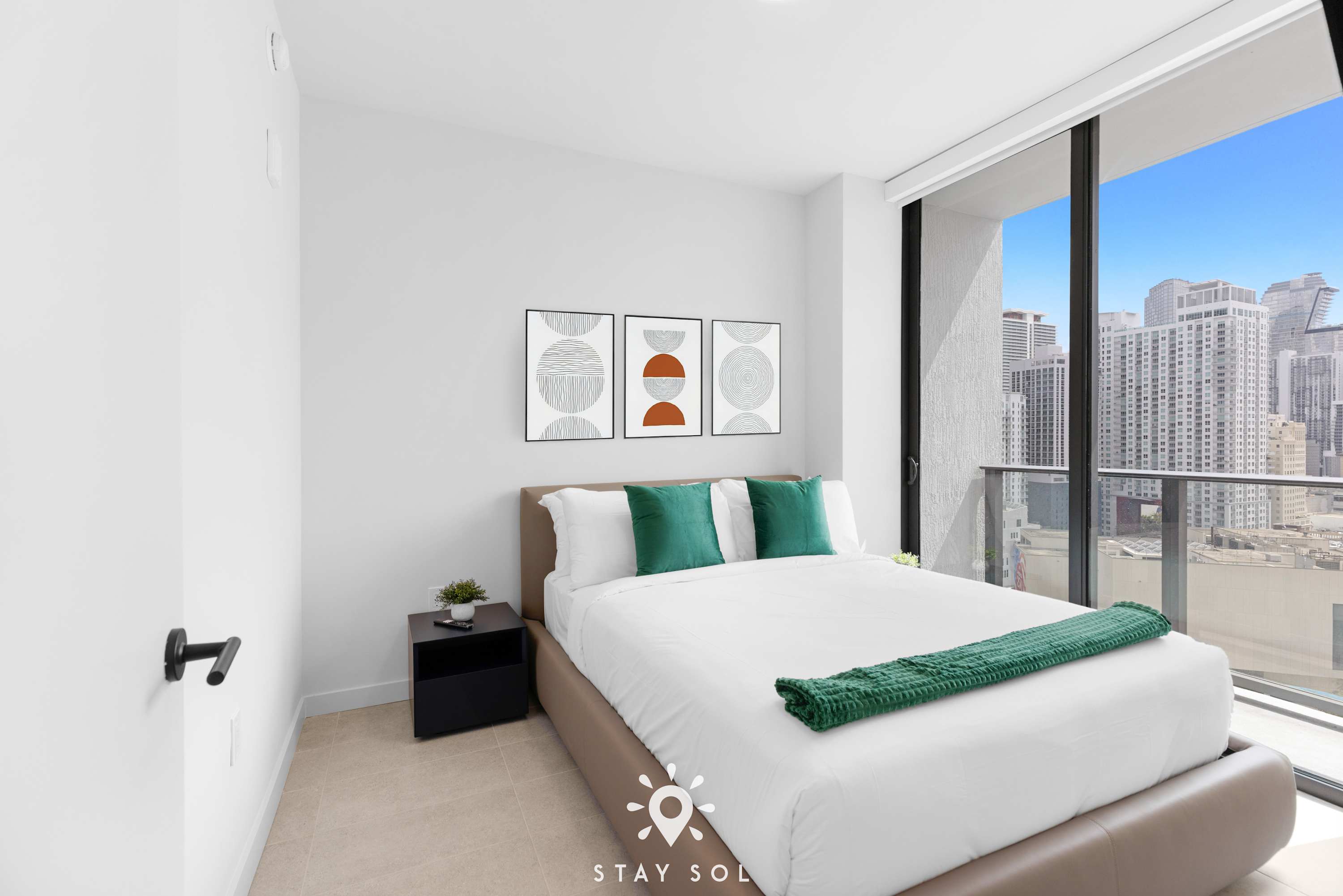 Designer Downtown 2BR • Balcony