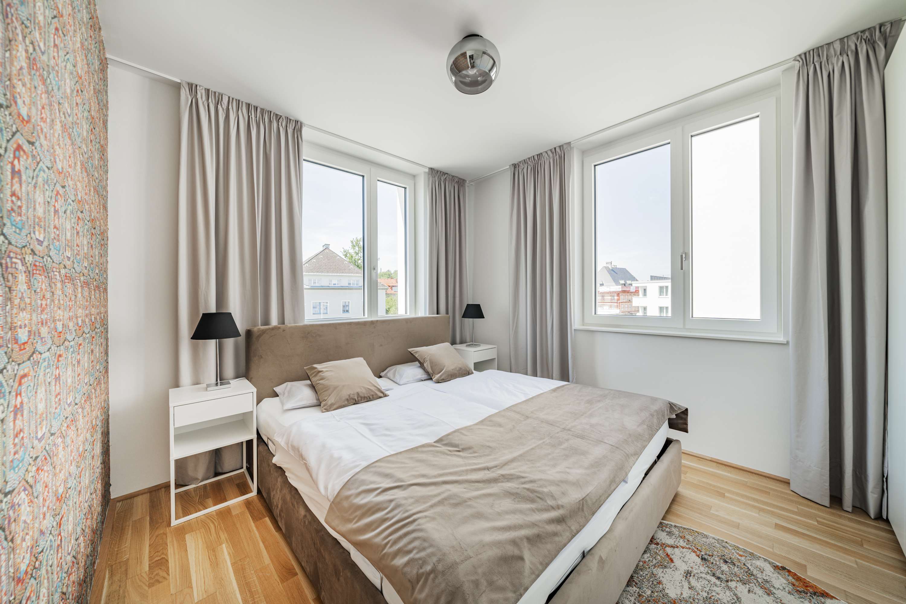 3 Zimmer Apartment mit Blick auf die Stadt