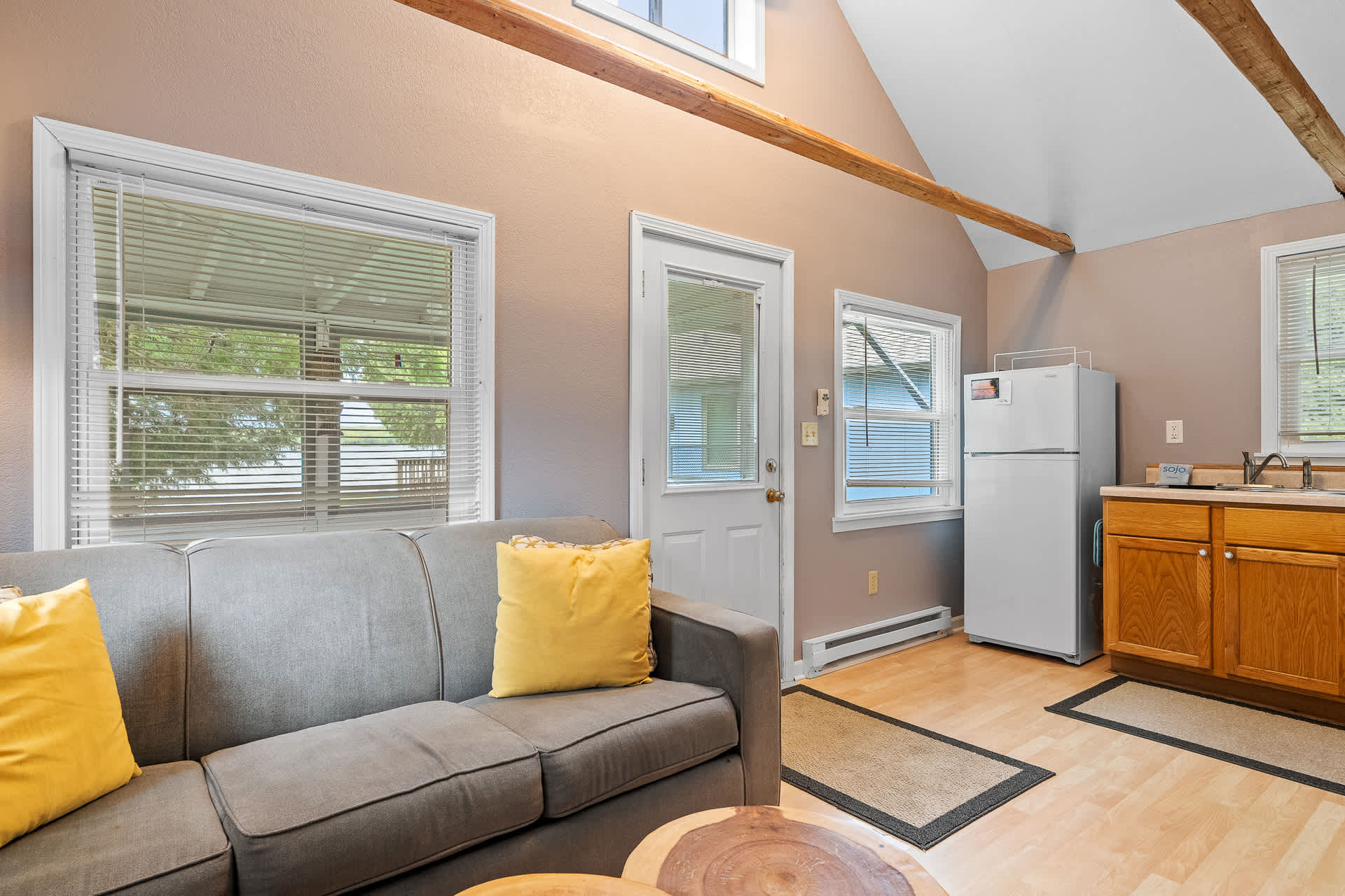 Sunset Shores - Tiger Lily Cabin #5 6
