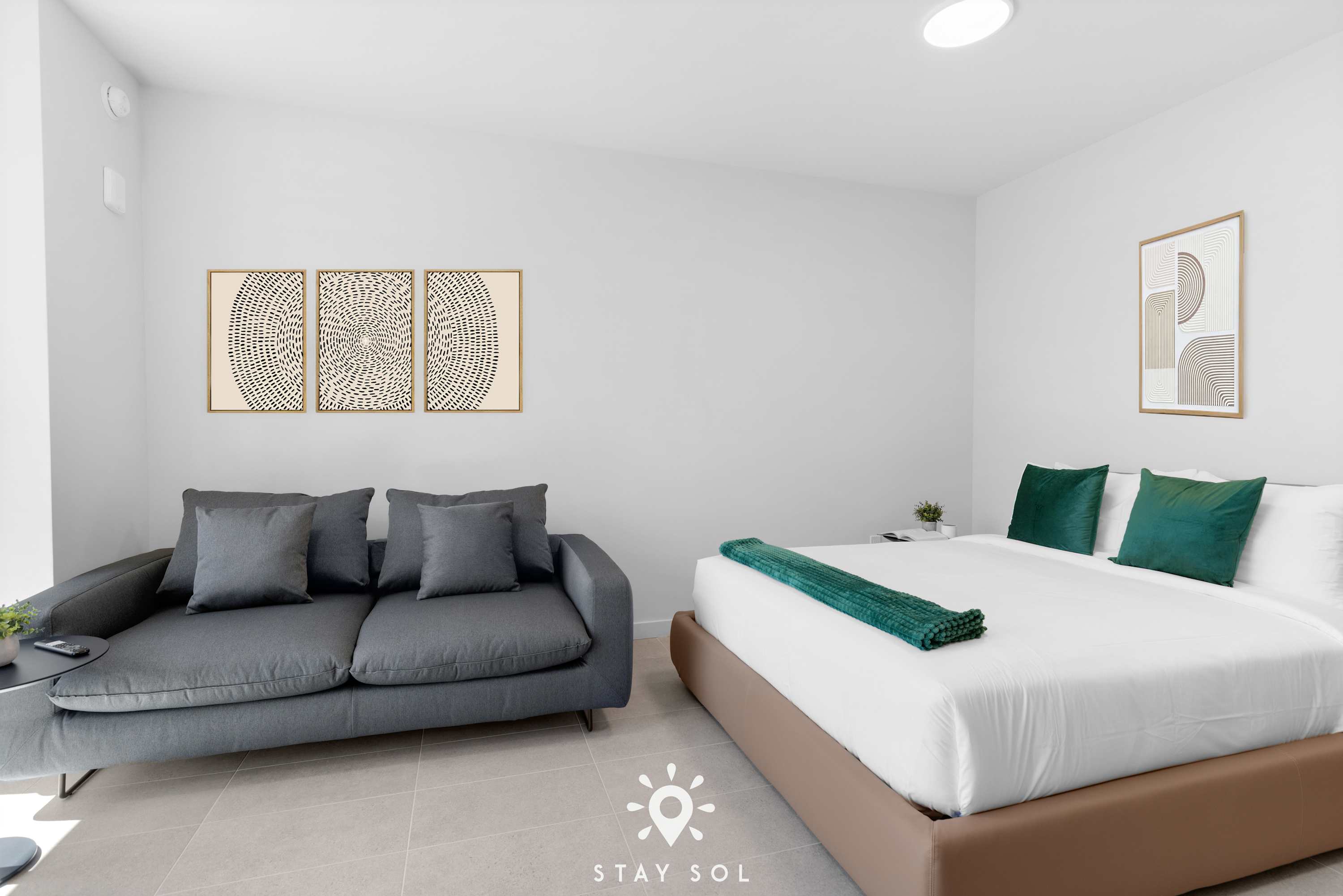 Elite Stay with Beautiful Rooftop Vibes Studio