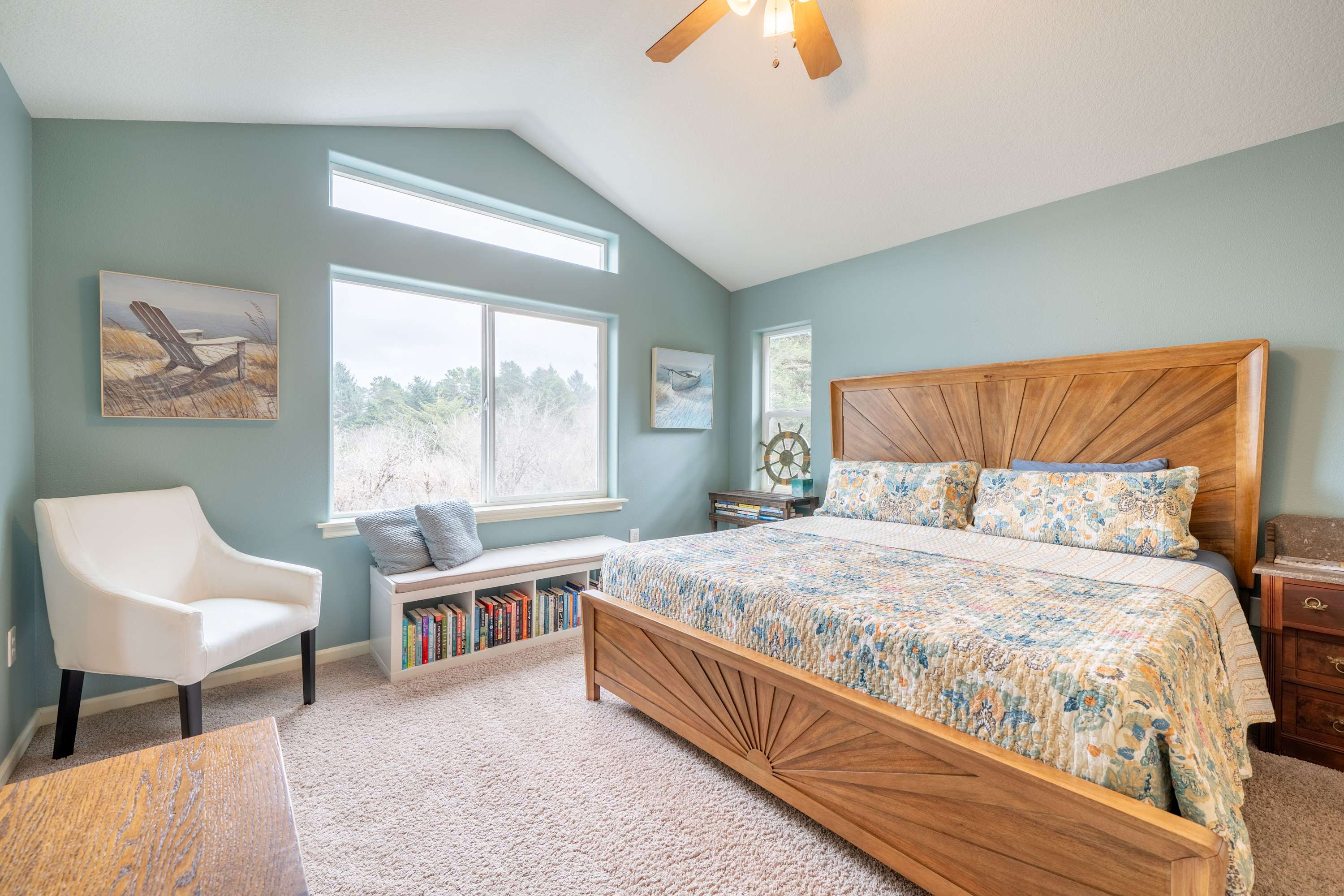 Riverfront Home Near Downtown + 5Min Walk to Beach