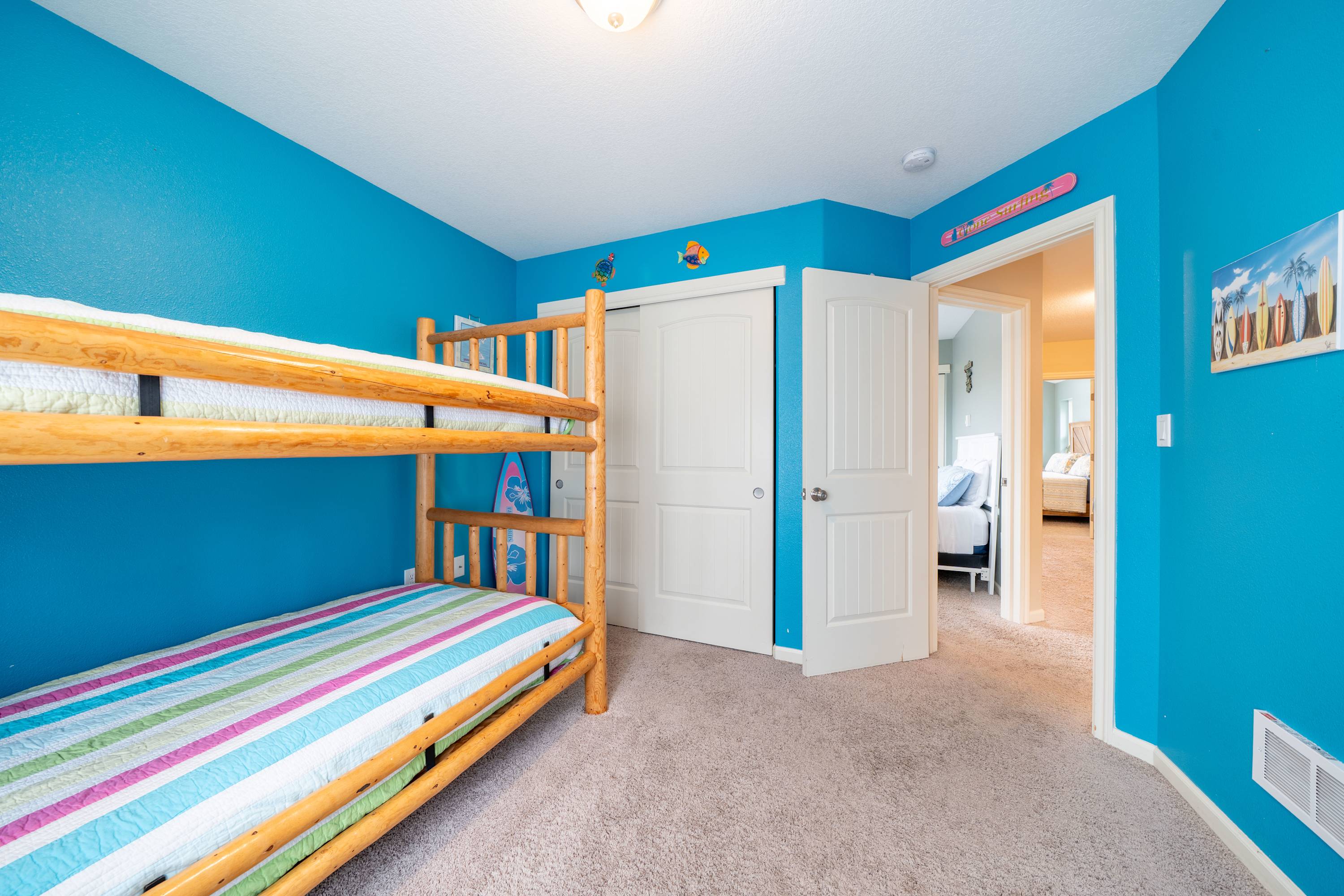 Riverfront Home Near Downtown + 5Min Walk to Beach