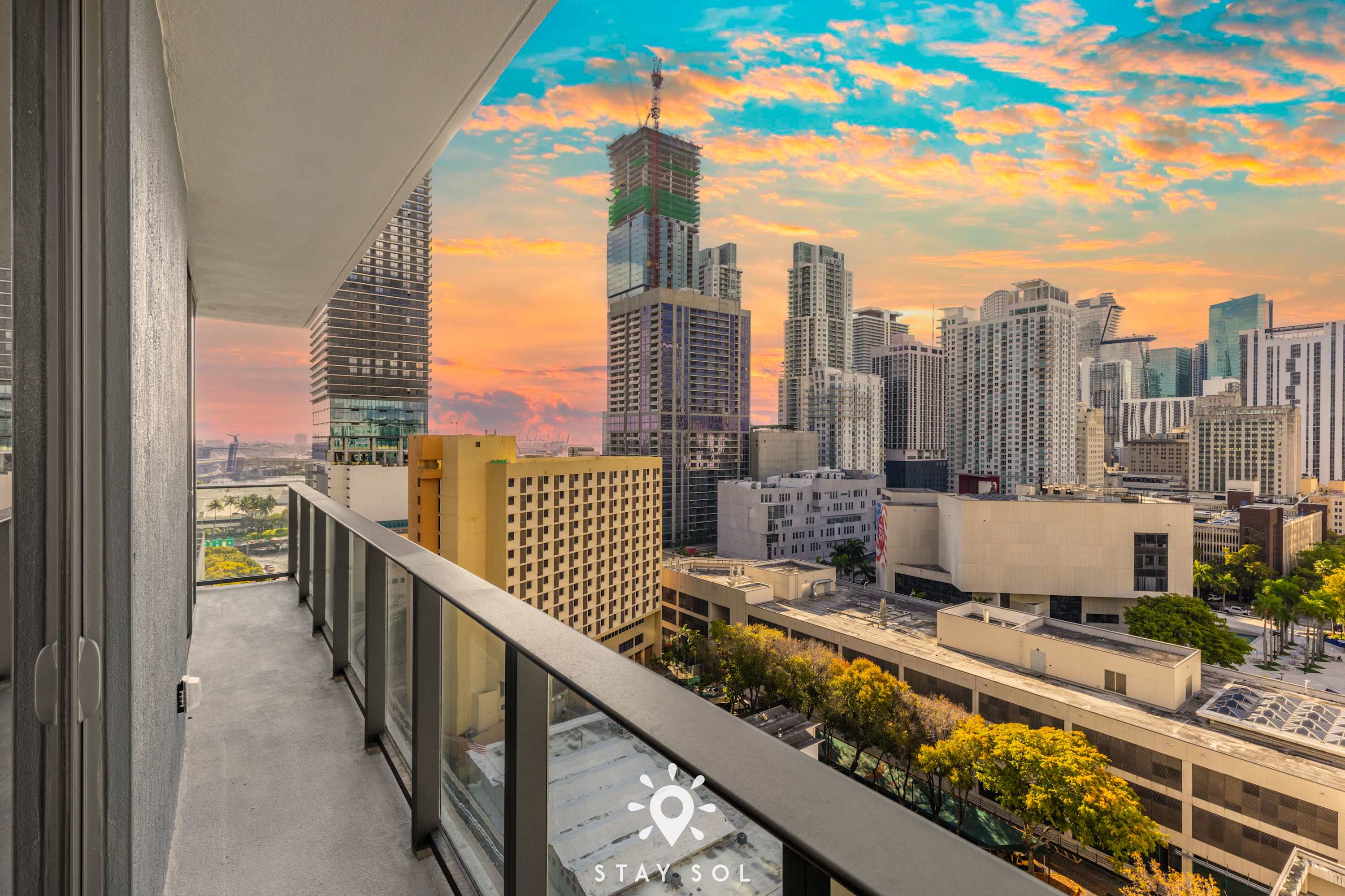 Contemporary Haven with Glass Views 2BR | Miami