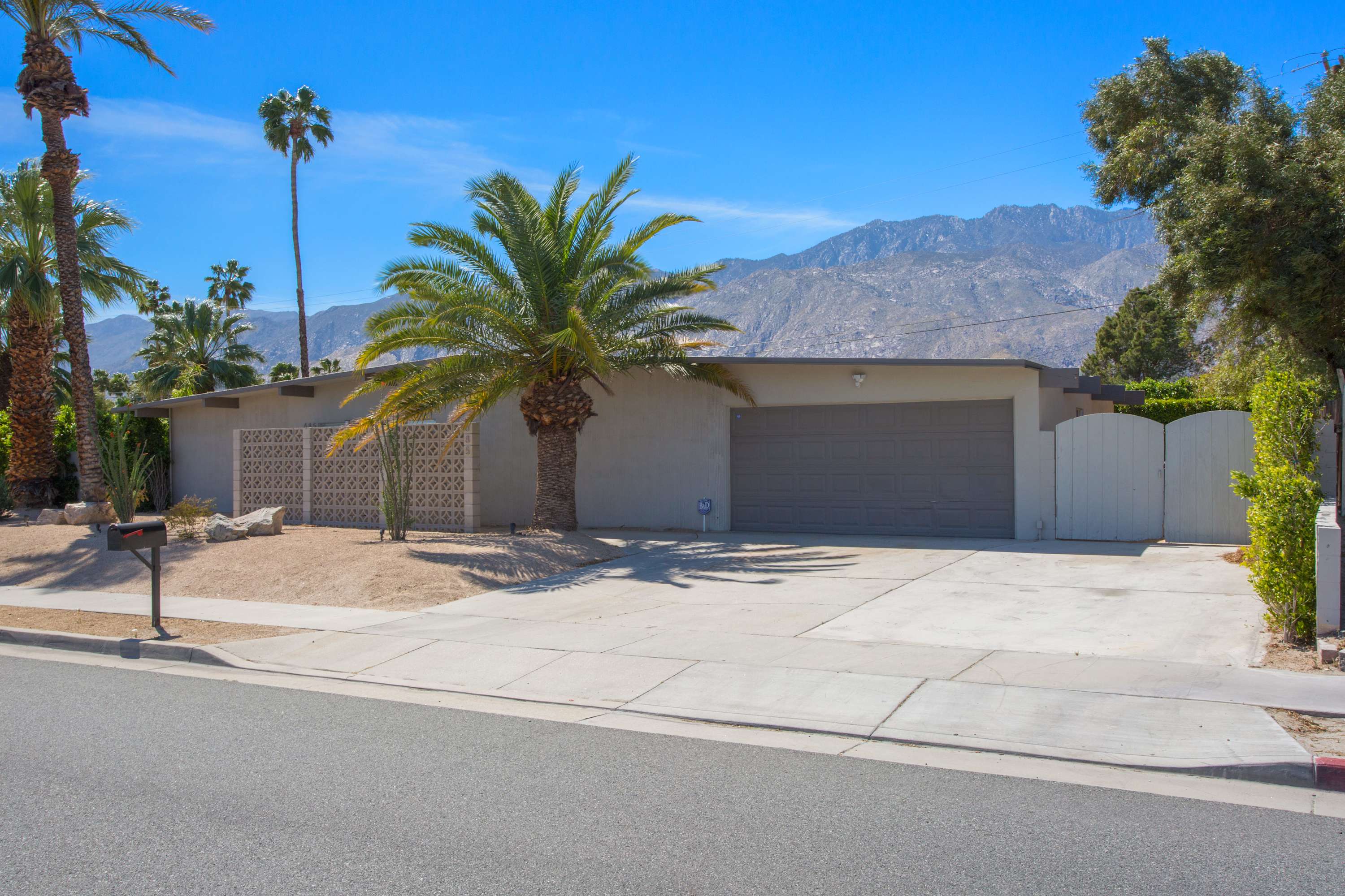 Meiselman | Palm Springs, California | Photo 47