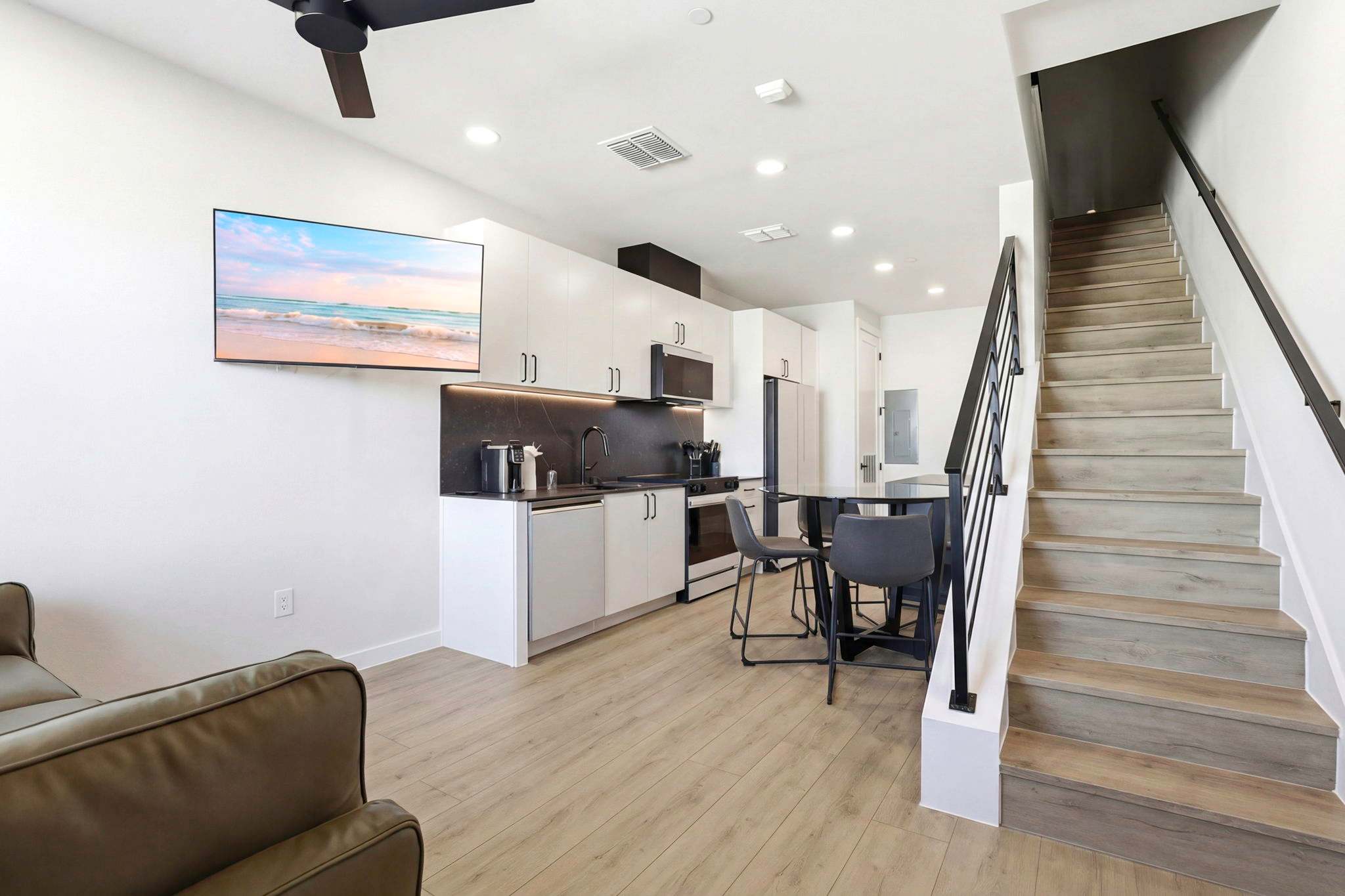 Stay in Pure Luxury with Resort-Style Amenities! | Photo 12