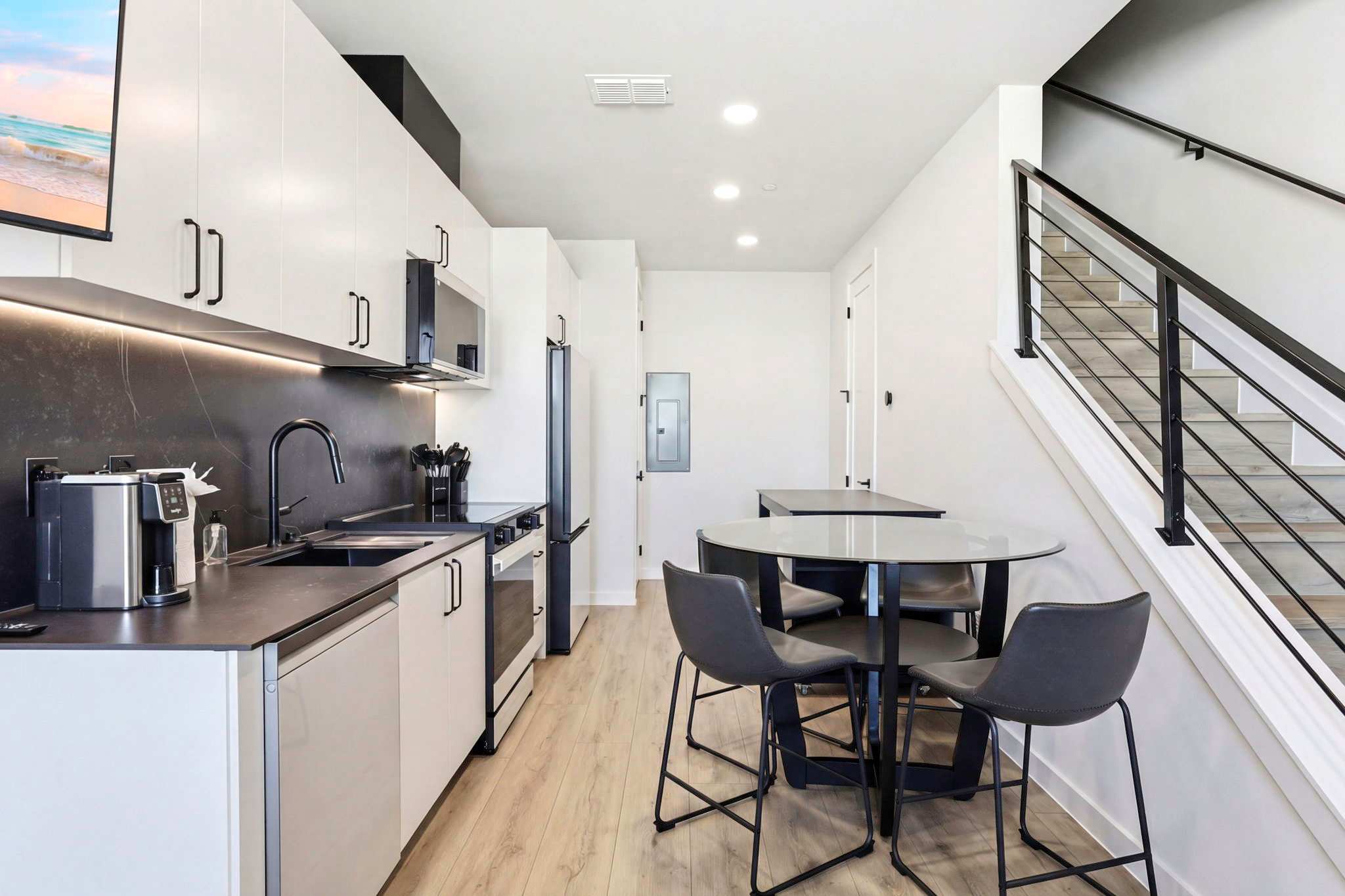 Stay in Pure Luxury with Resort-Style Amenities! | Photo 10