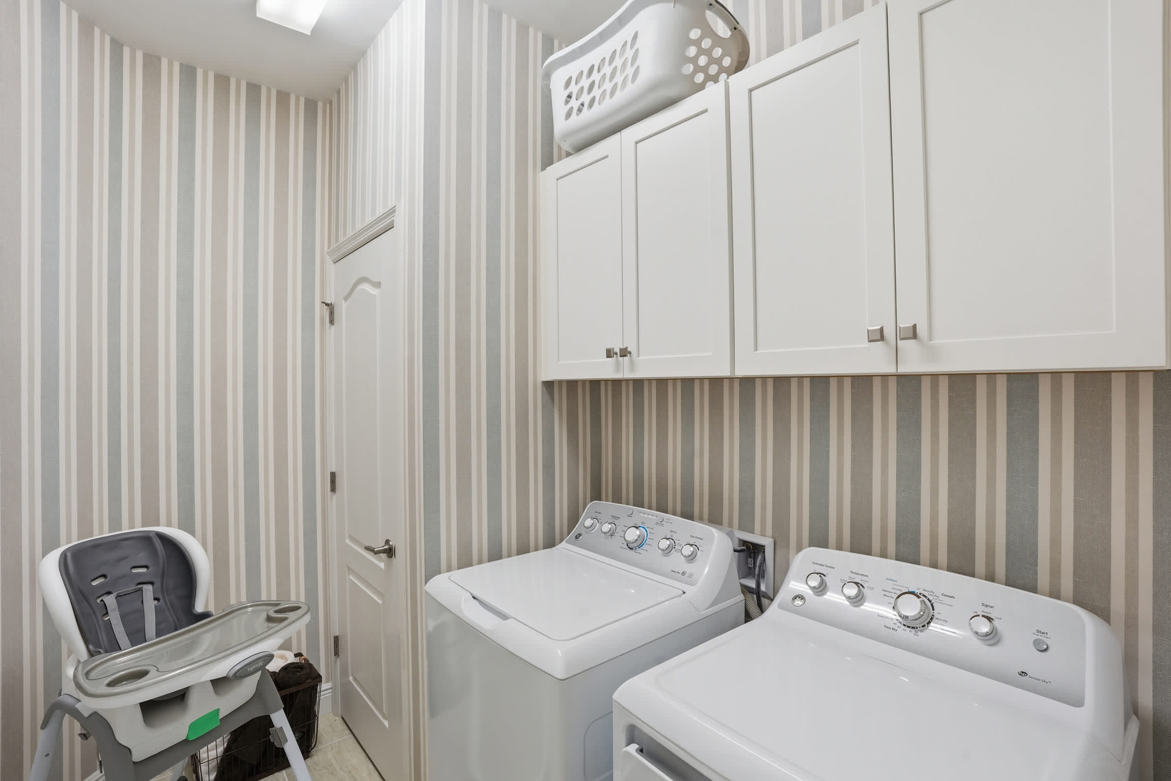 Lakefront Luxury Stunning Naples Sunsets | Photo 28