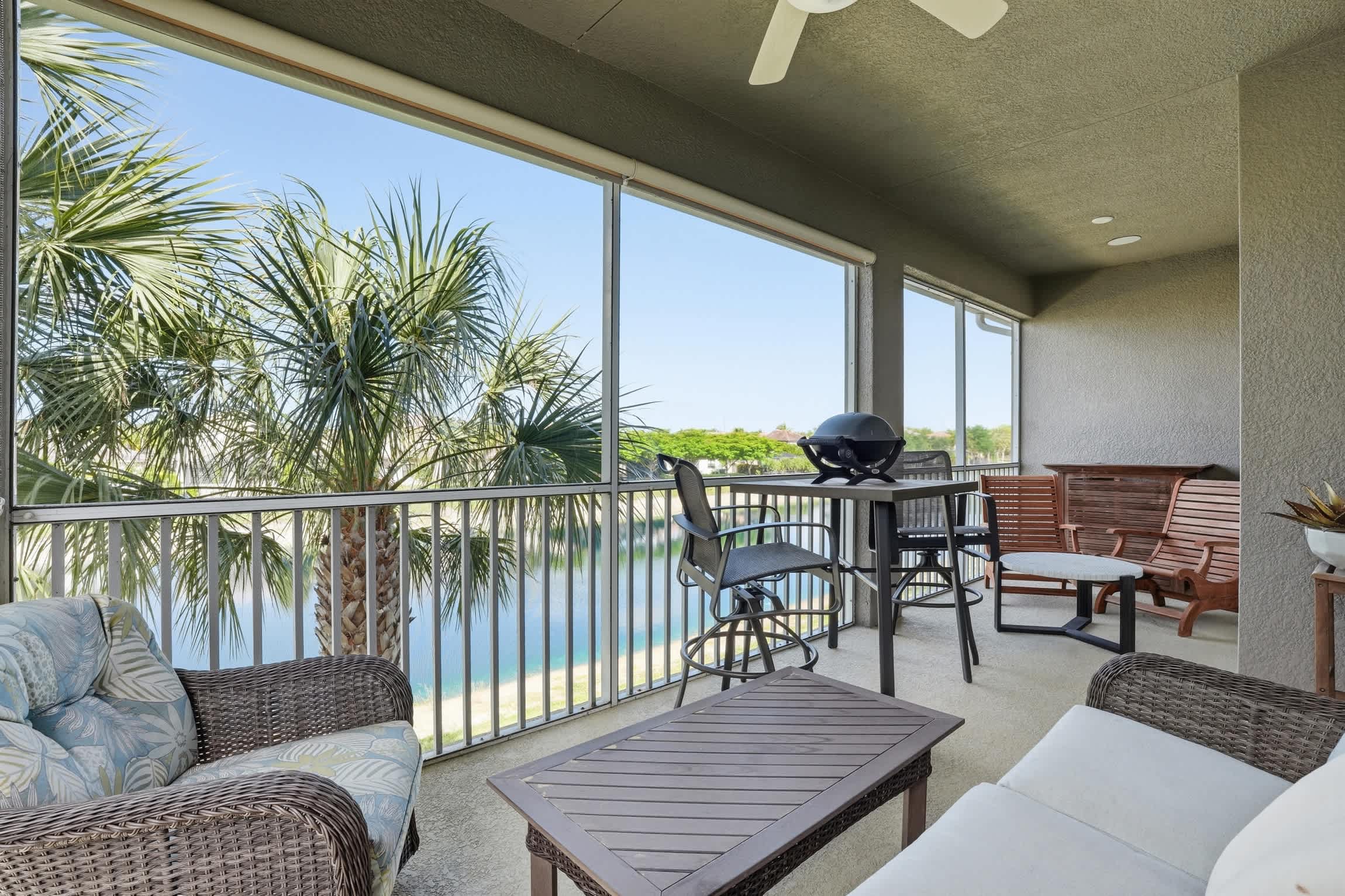 Lakefront Luxury Stunning Naples Sunsets | Photo 4