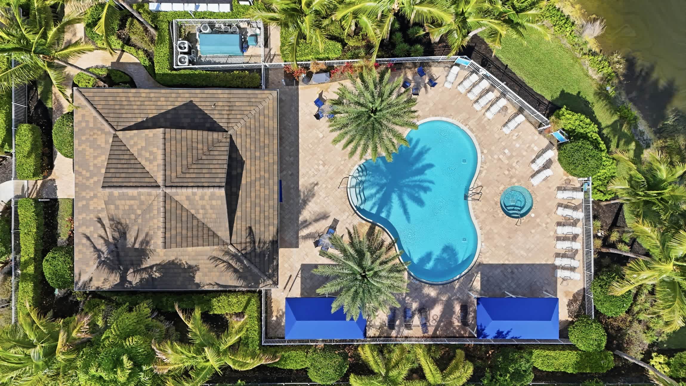 Lakefront Luxury Stunning Naples Sunsets | Photo 39