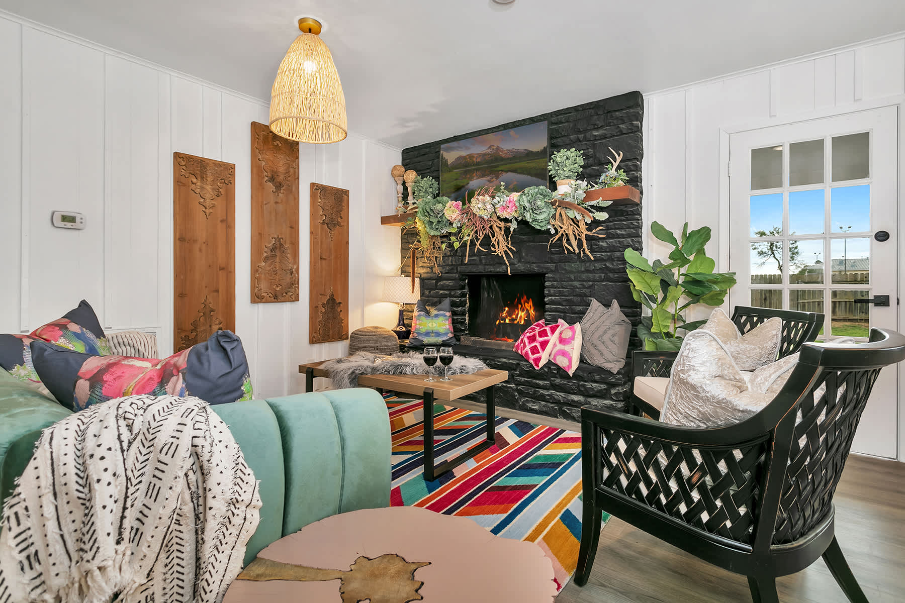 A Crystal Place - Hot Tub & Fire Pit - Fredericksburg, TX
