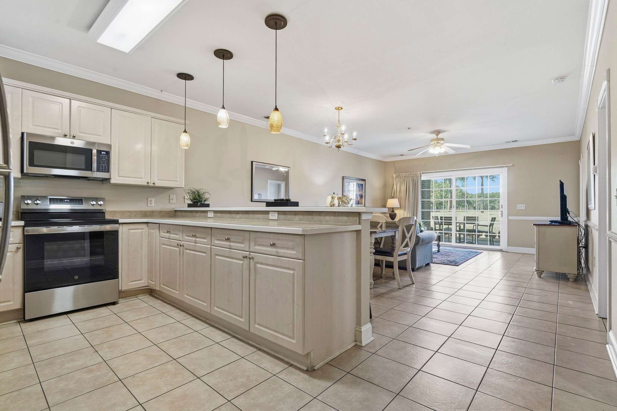 Magnolia Pointe Unit 102 First Floor | Photo 8