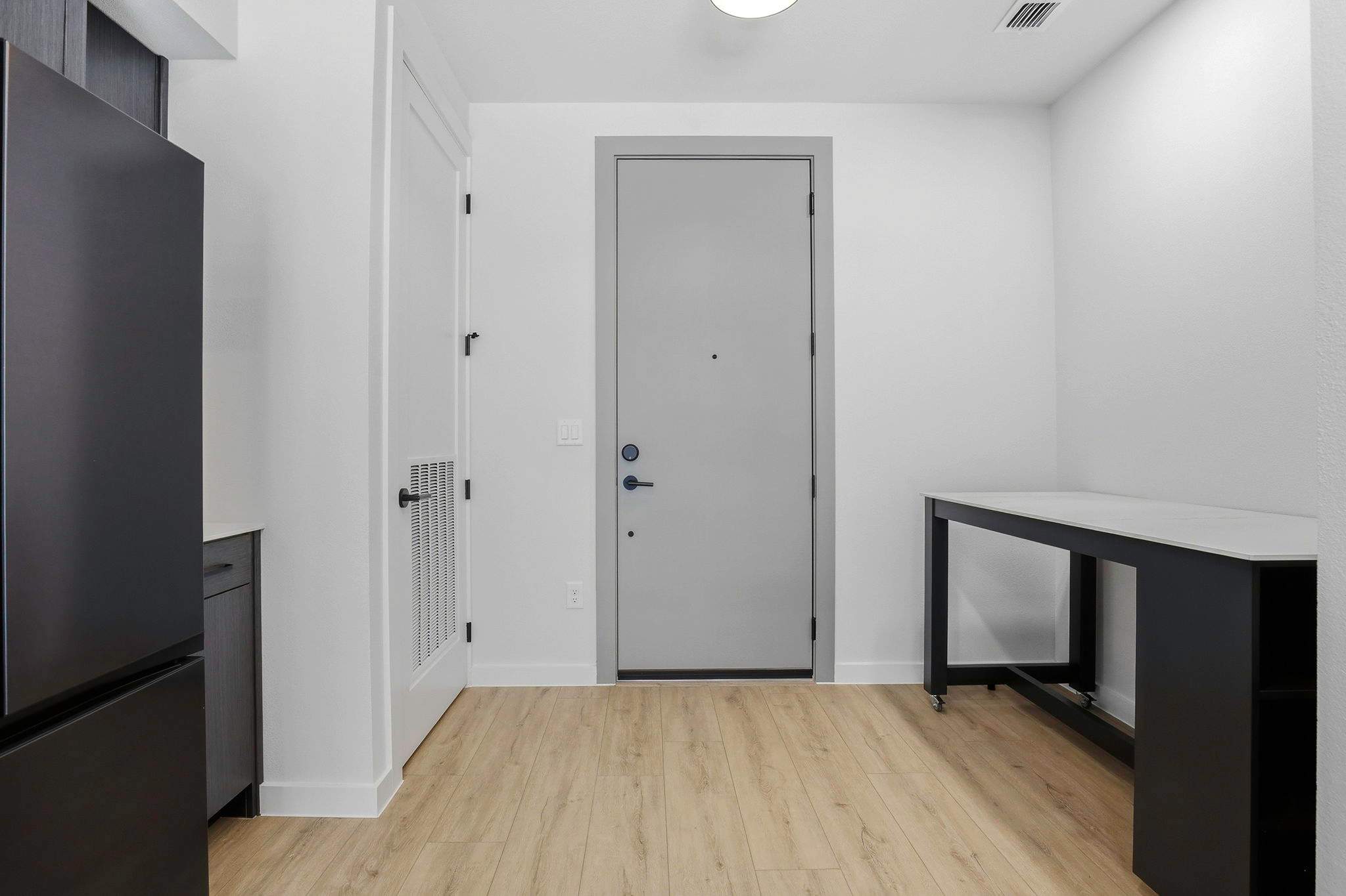 Luxe Condo • Prime Location • 5-Star Comfort | Photo 17