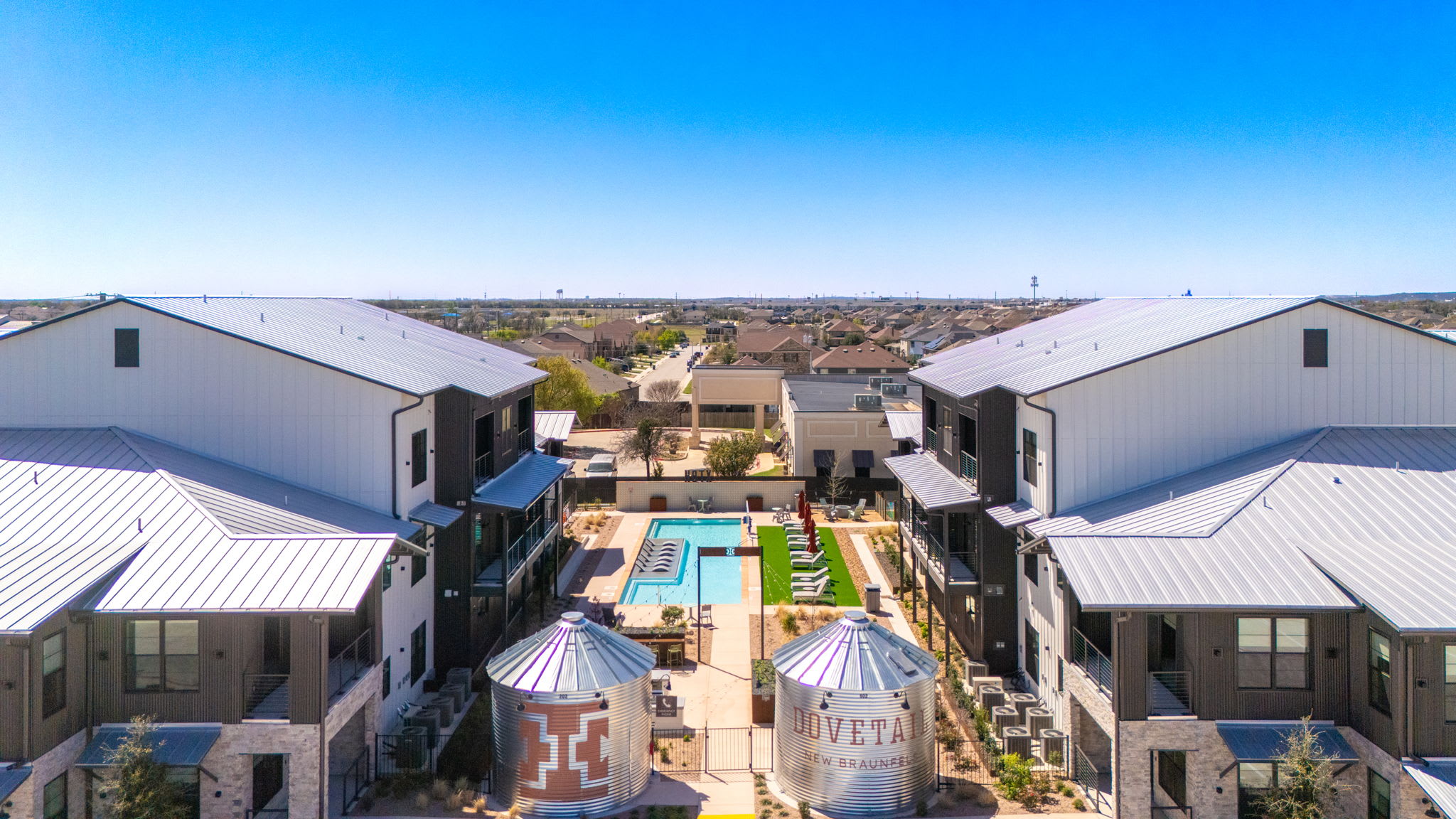 Luxe Condo • Prime Location • 5-Star Comfort | Photo 24