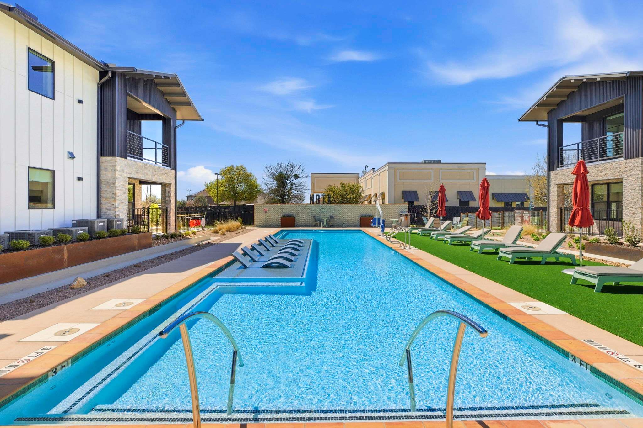 Luxe Condo • Prime Location • 5-Star Comfort | Photo 22