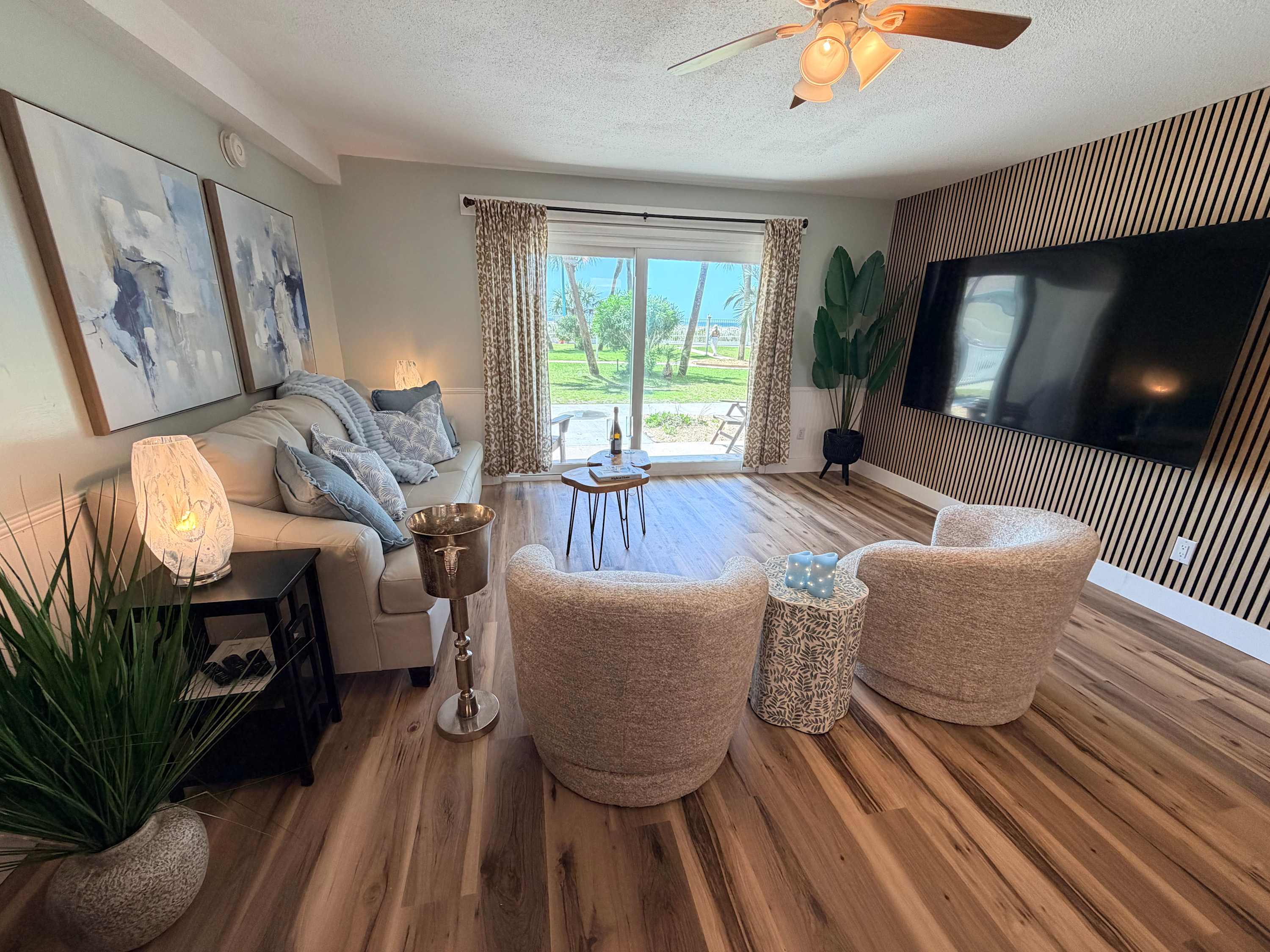 The Summit 131 - Ground Floor Beachfront! Walk to Sand! — Panama City Beach, FL — vacation rental