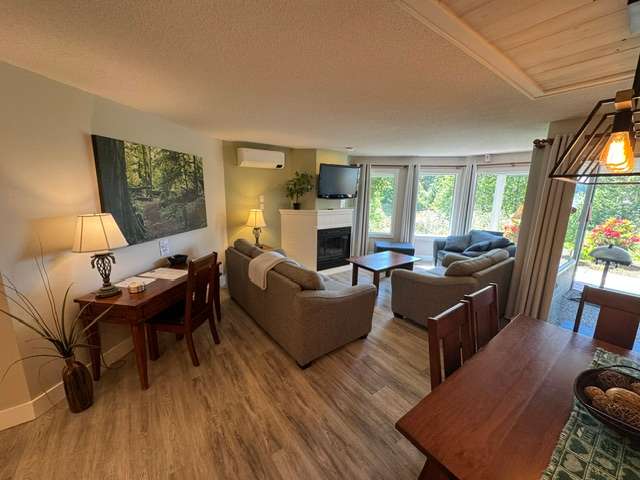Gorgeous Coastal Retreat With Pool And Hot Tubs - Serene Getaway - Kanada