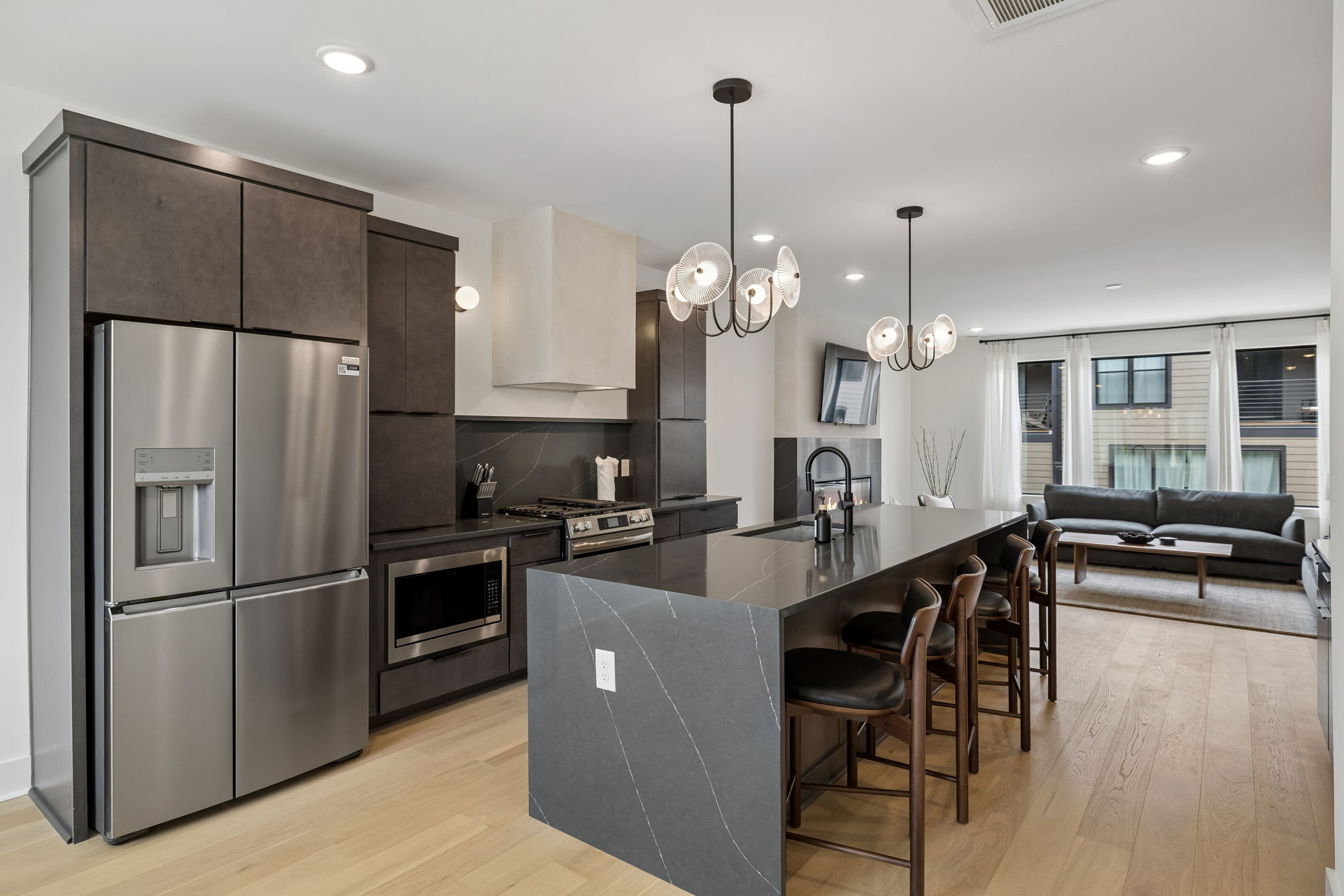 Triple Nashville Townhomes | 9BR, 3 Rooftop Tubs