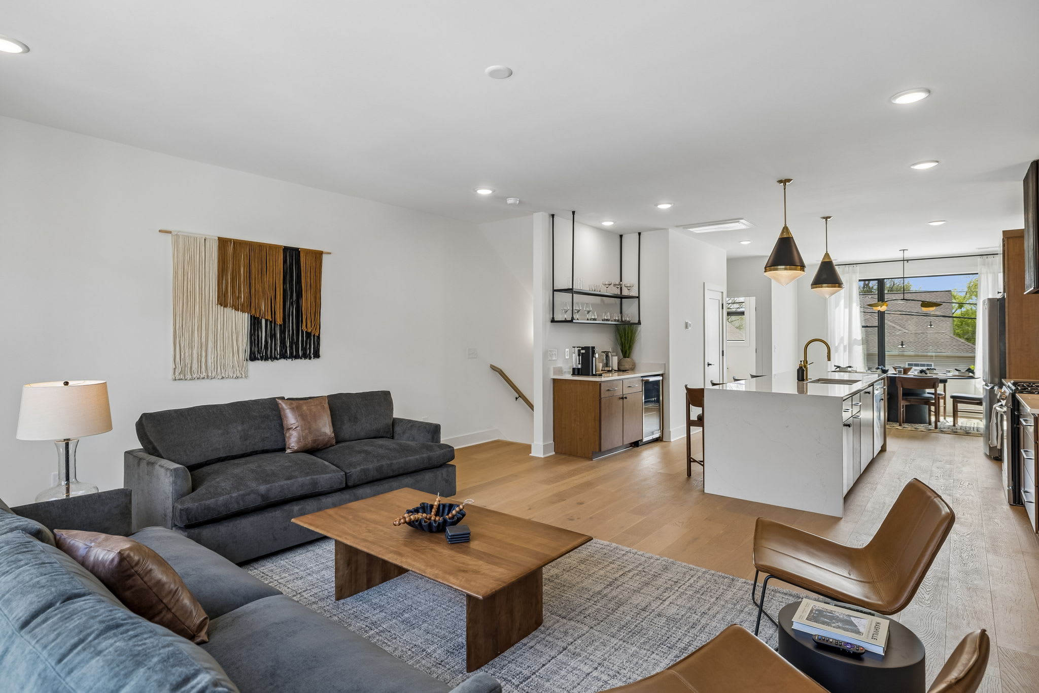 Modern townhome ft. rooftop lounge with hot tub! - Foto 9