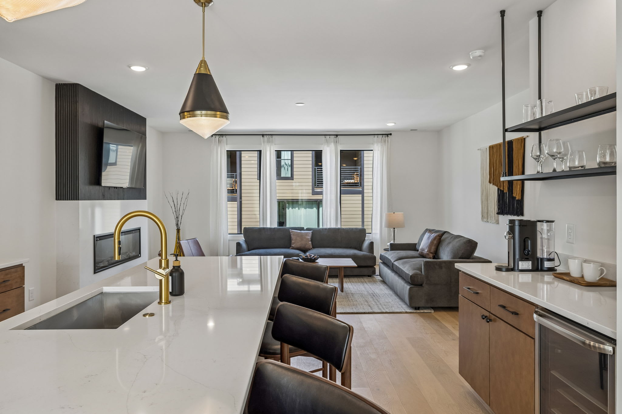 Modern townhome ft. rooftop lounge with hot tub! - Foto 21