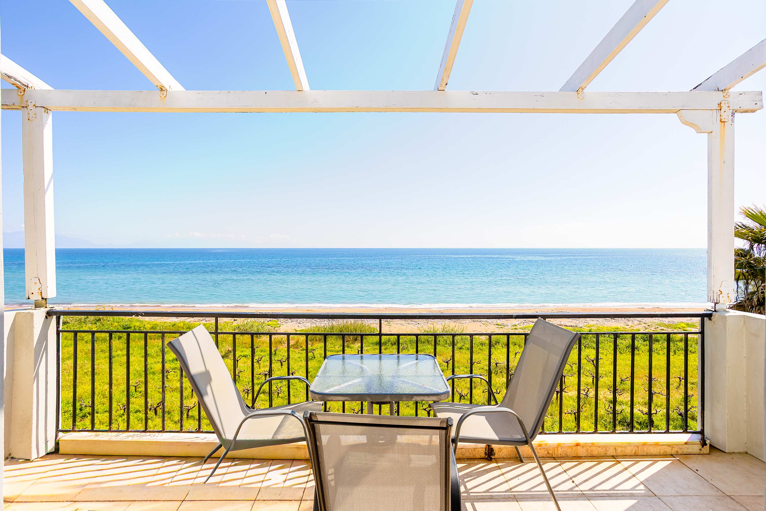 Beachfront Nest Memi, Koroni-Seaheaven House B4 — Koroni, Messinias — vacation rental
