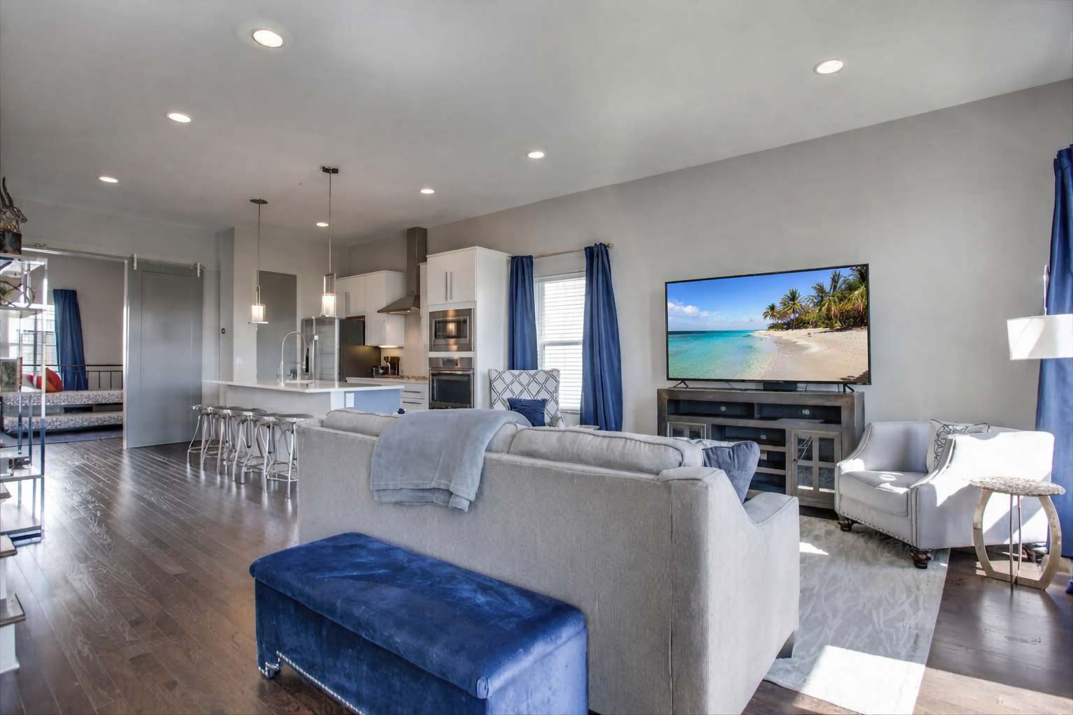 Stunning Nashville Retreat - Near Broadway — Nashville, TN — vacation rental
