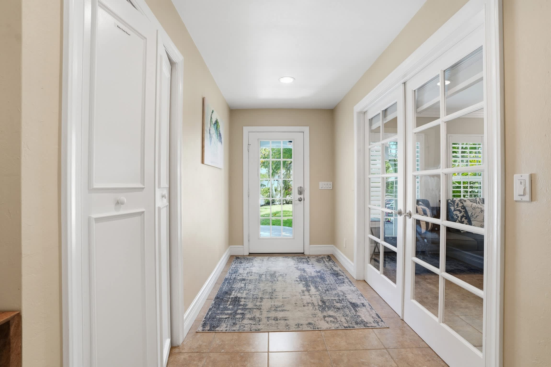 Beach Ready Pool Spa Home Bikes Gear Included | Photo 20