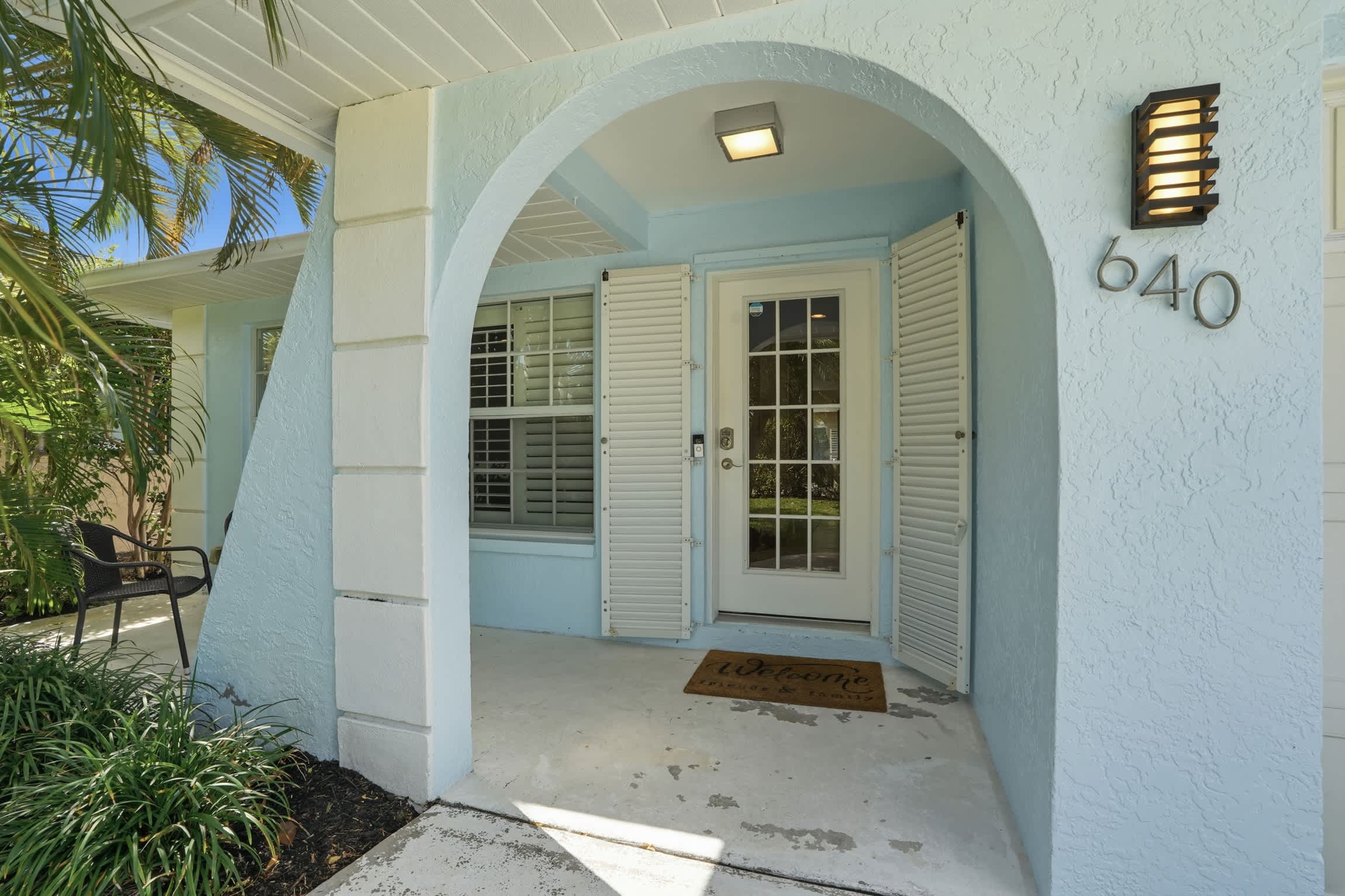 Beach Ready Pool Spa Home Bikes Gear Included | Photo 8