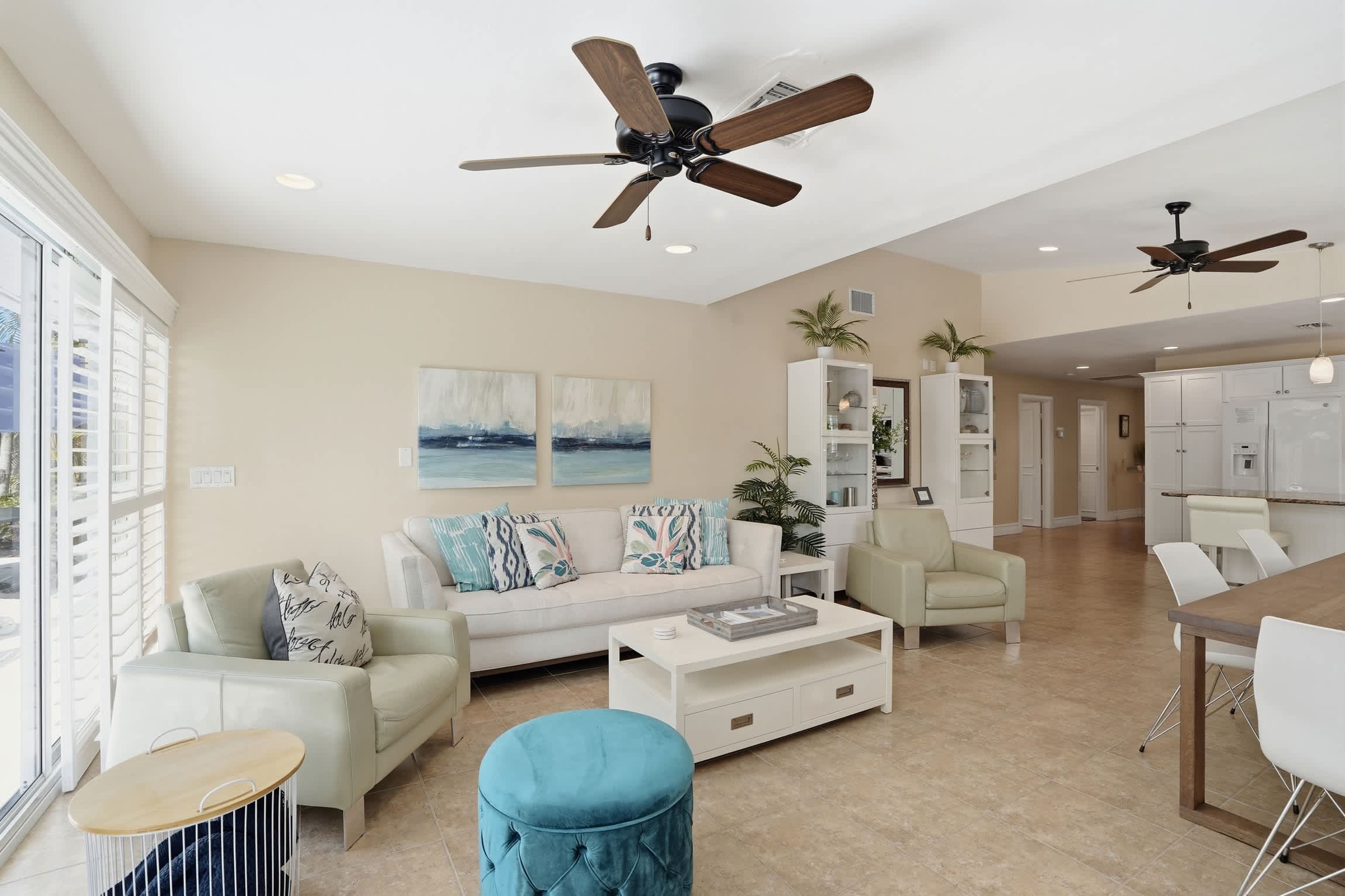 Beach Ready Pool Spa Home Bikes Gear Included | Photo 15