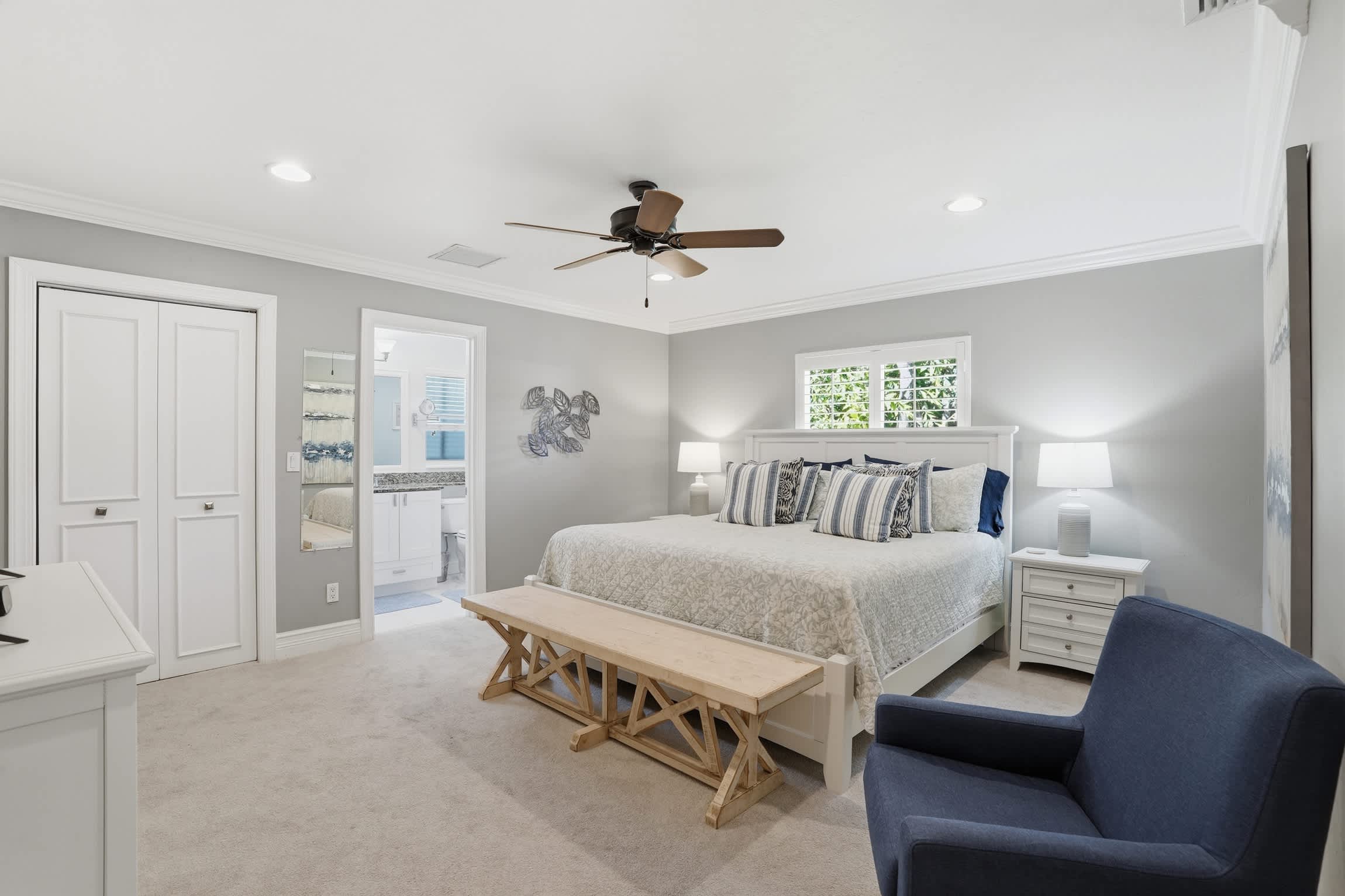 Beach Ready Pool Spa Home Bikes Gear Included | Photo 22