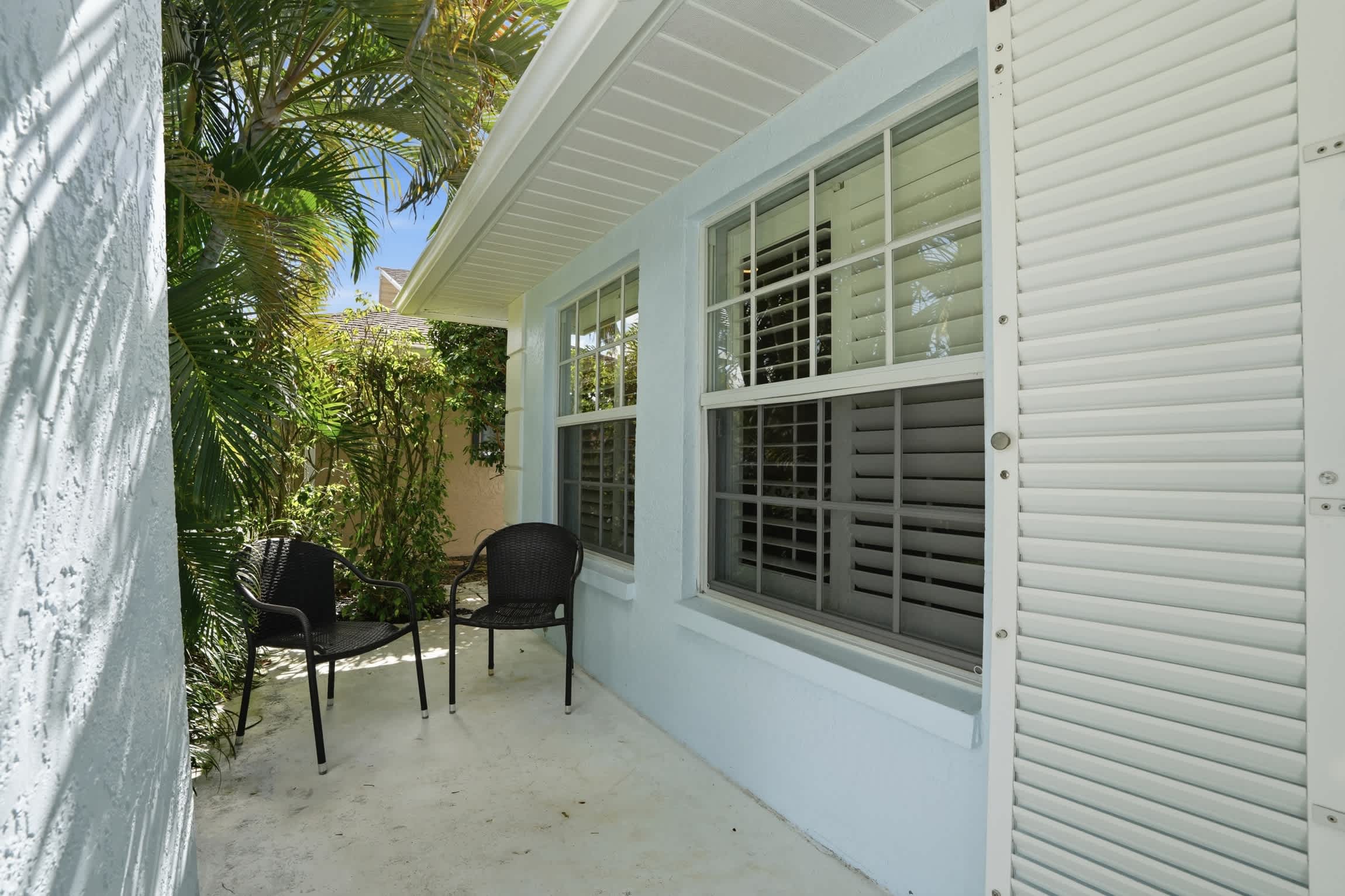 Beach Ready Pool Spa Home Bikes Gear Included | Photo 9