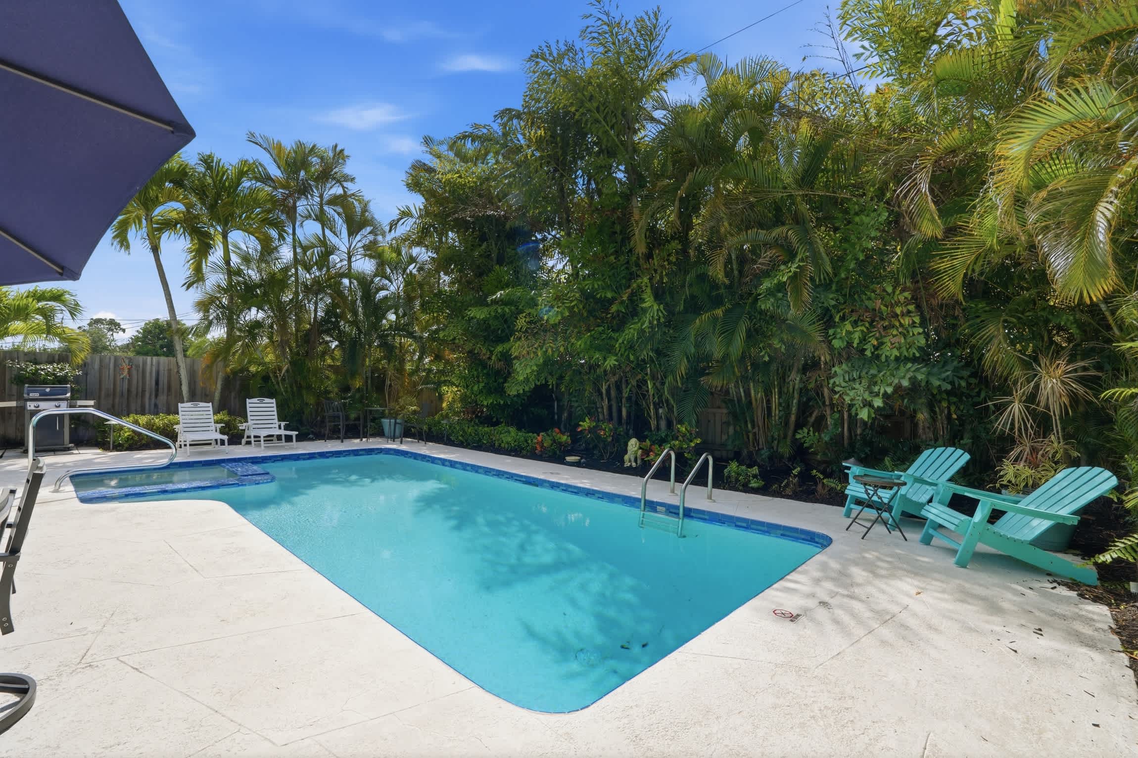 Beach Ready Pool Spa Home Bikes Gear Included | Photo 50