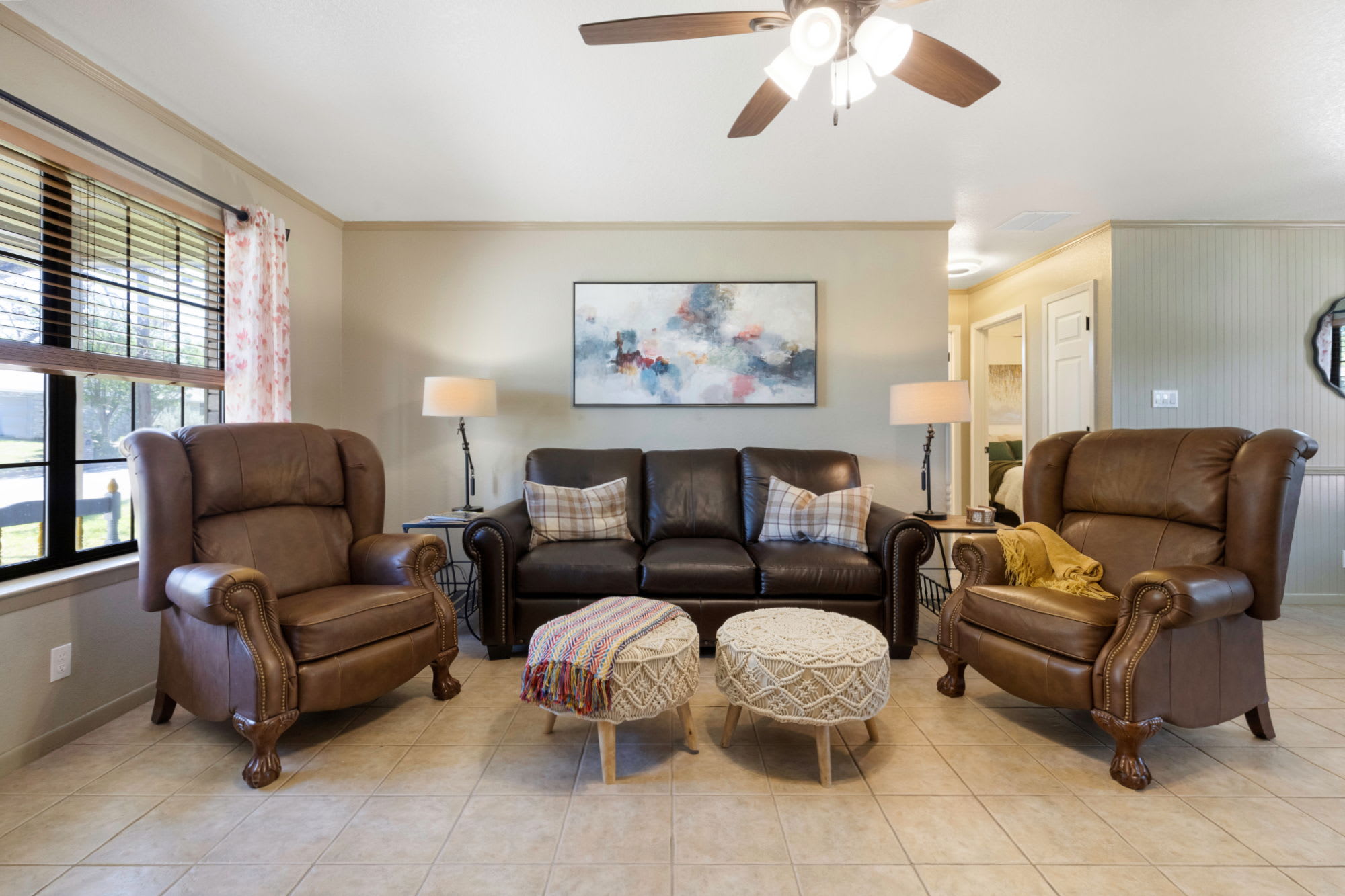 La Casita Verde - 4 mins to Main Street! | Photo 4