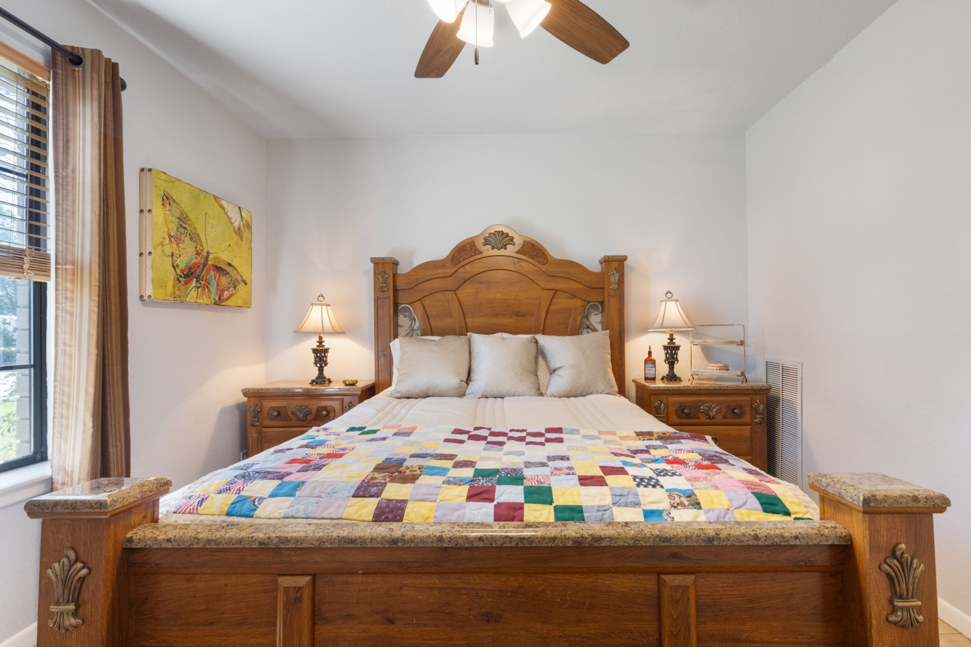 La Casita Verde - 4 mins to Main Street! | Photo 12