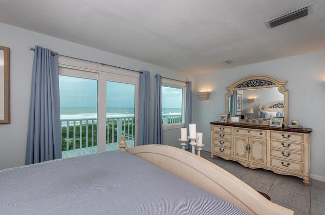 Historic Oceanfront Home: Crescent Beach + GameRm