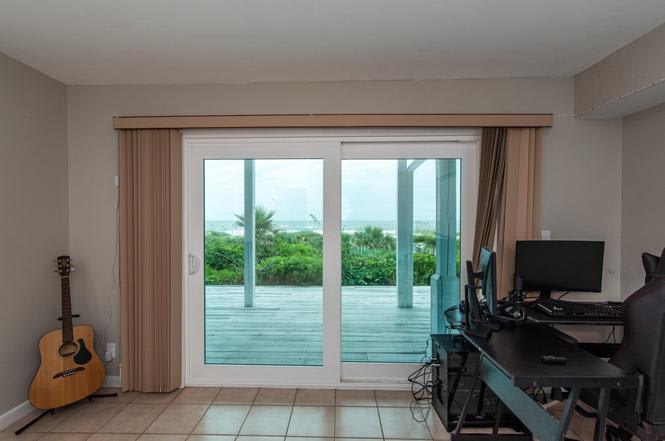 Historic Oceanfront Home: Crescent Beach + GameRm