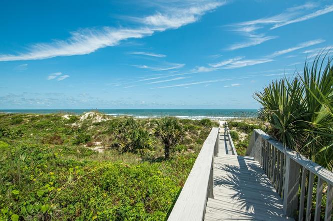 Historic Oceanfront Home: Crescent Beach + GameRm