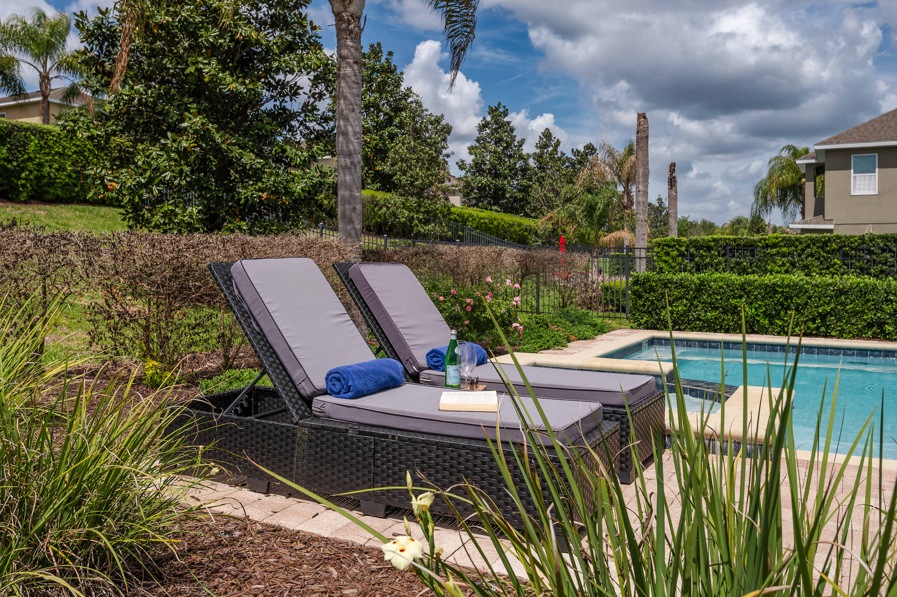 Spacious villa w/private pool & large kitchen