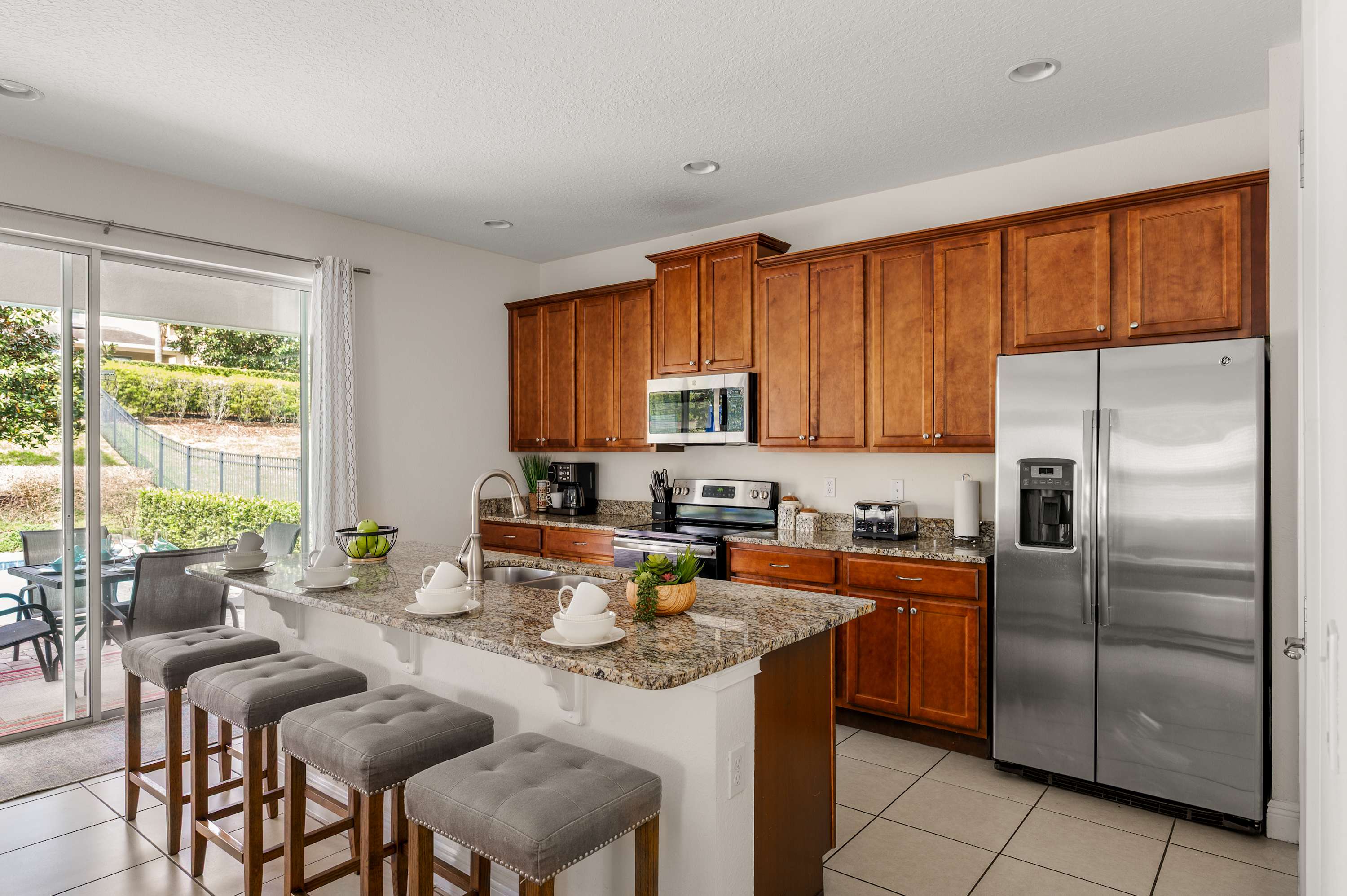 Spacious villa w/private pool & large kitchen