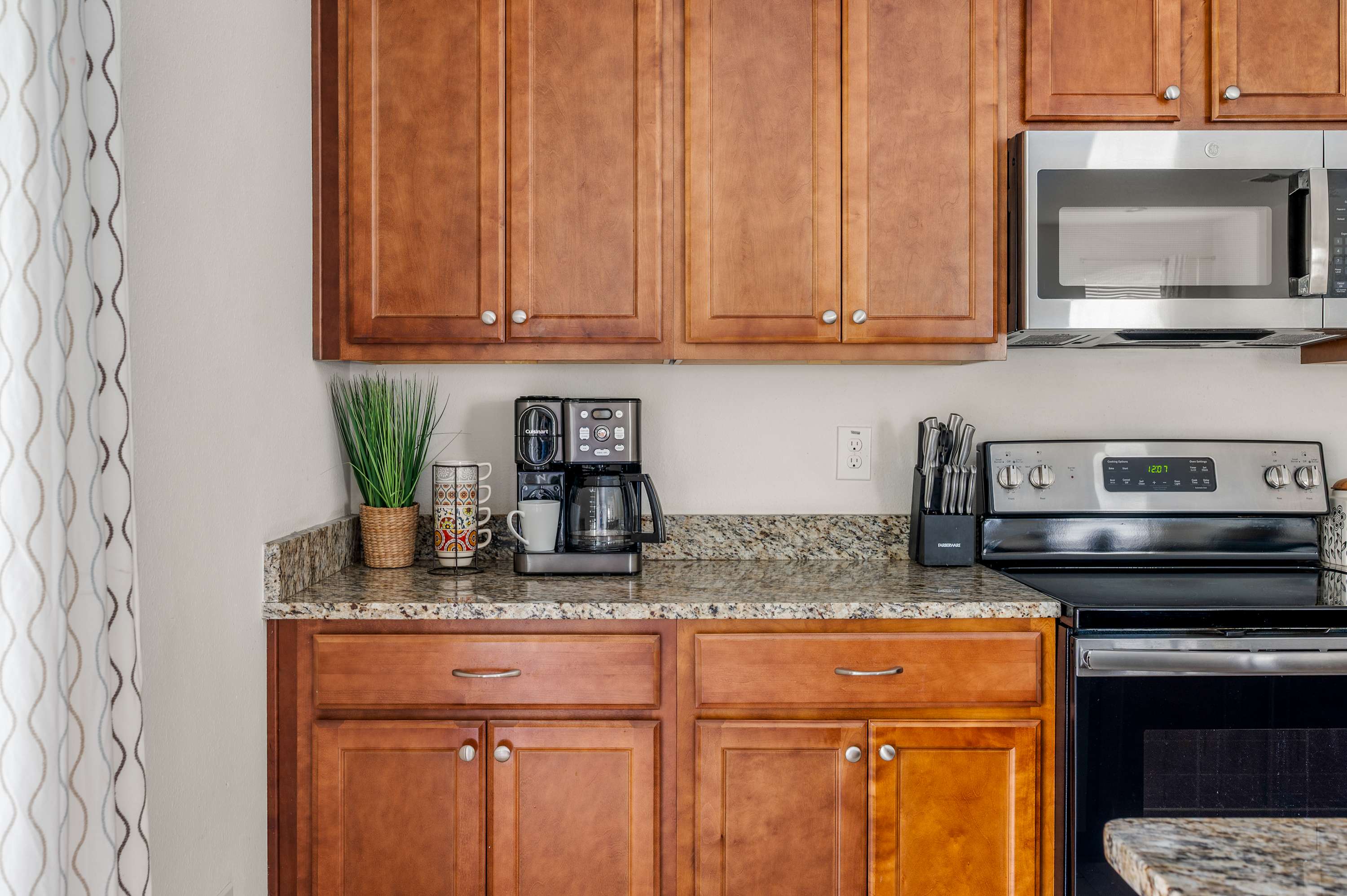 Spacious villa w/private pool & large kitchen